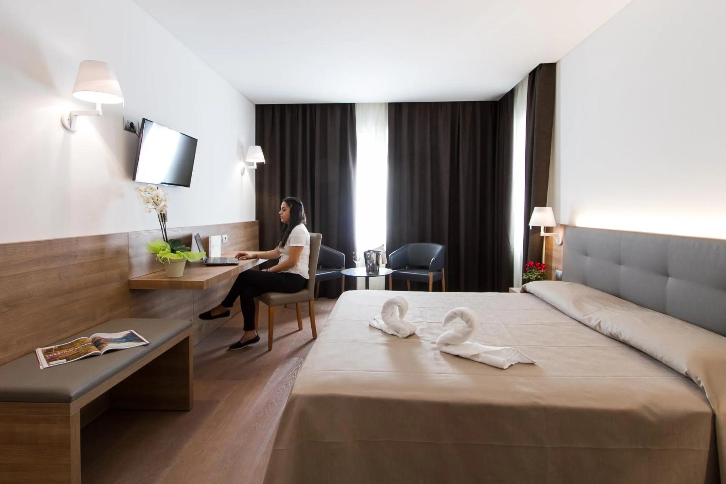 Bedroom, Bed in Albergo Al Tarcentino