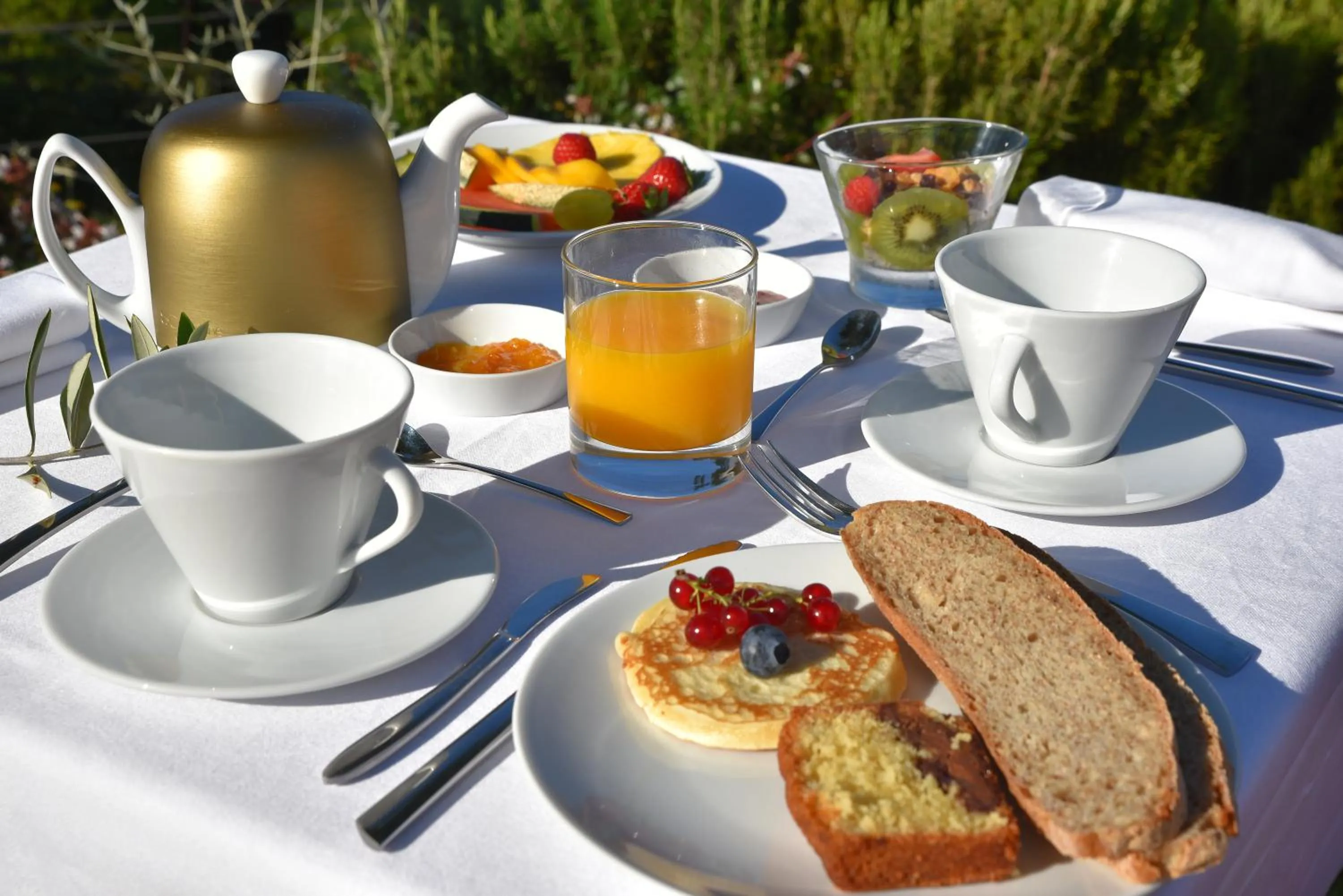 Balcony/Terrace in Hôtel Alivi Di Santa Giulia