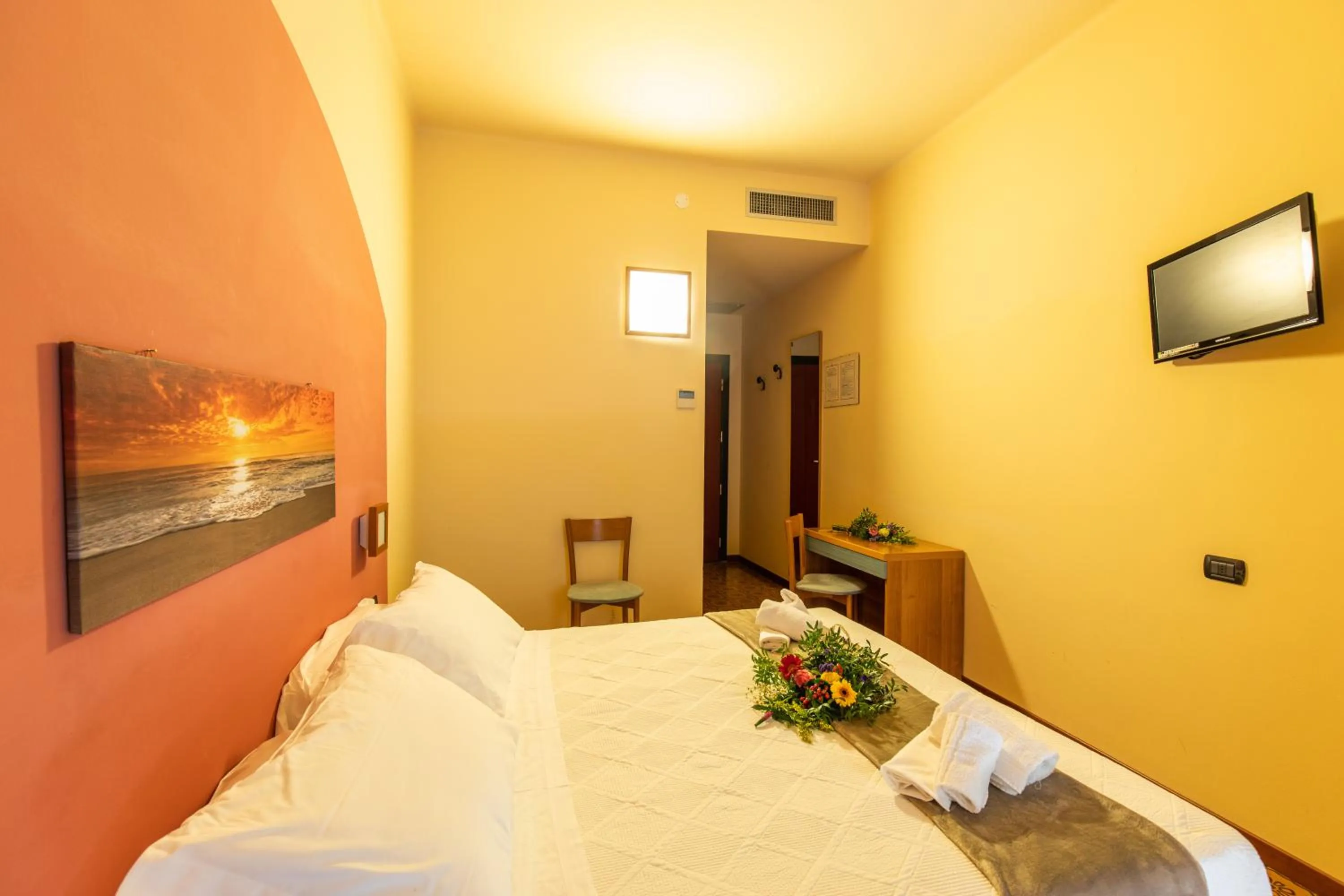 XXV APRILE Casa per Ferie