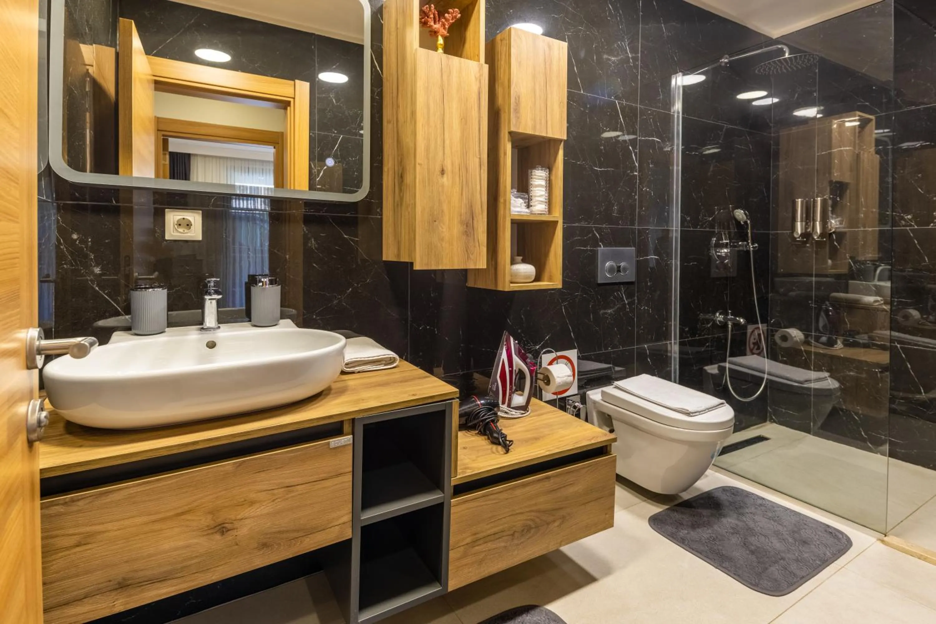 Shower in BayMari Suites Plus Florya