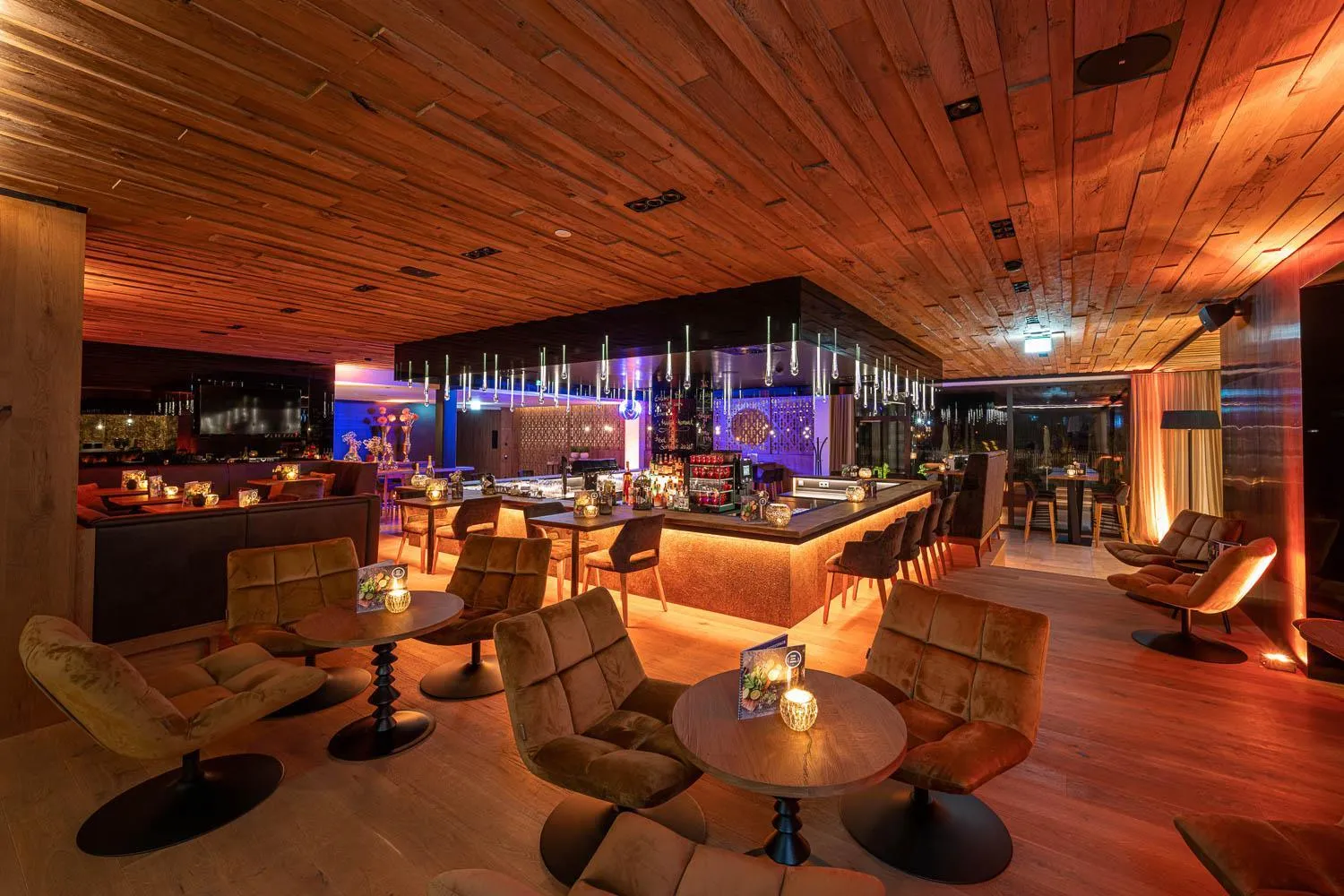 Lounge or bar in die HOCHKÖNIGIN - Mountain Resort