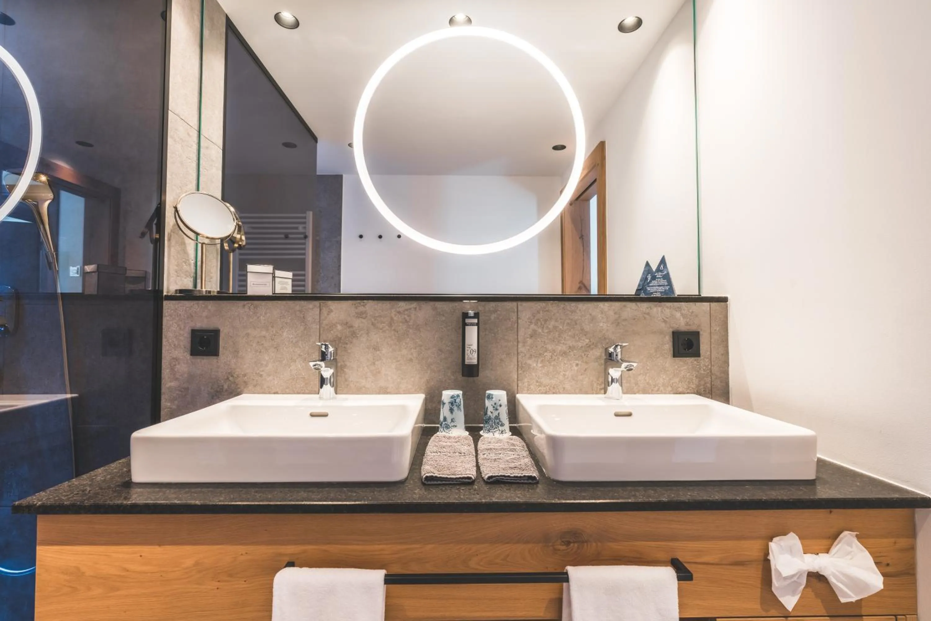 Bathroom in die HOCHKÖNIGIN - Mountain Resort