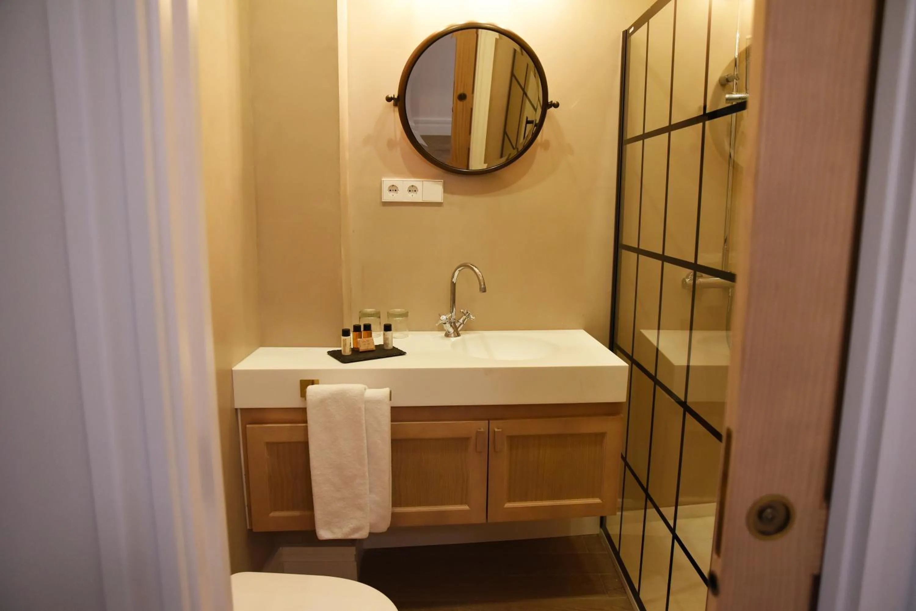 Bathroom in Casa Bailen Sevilla