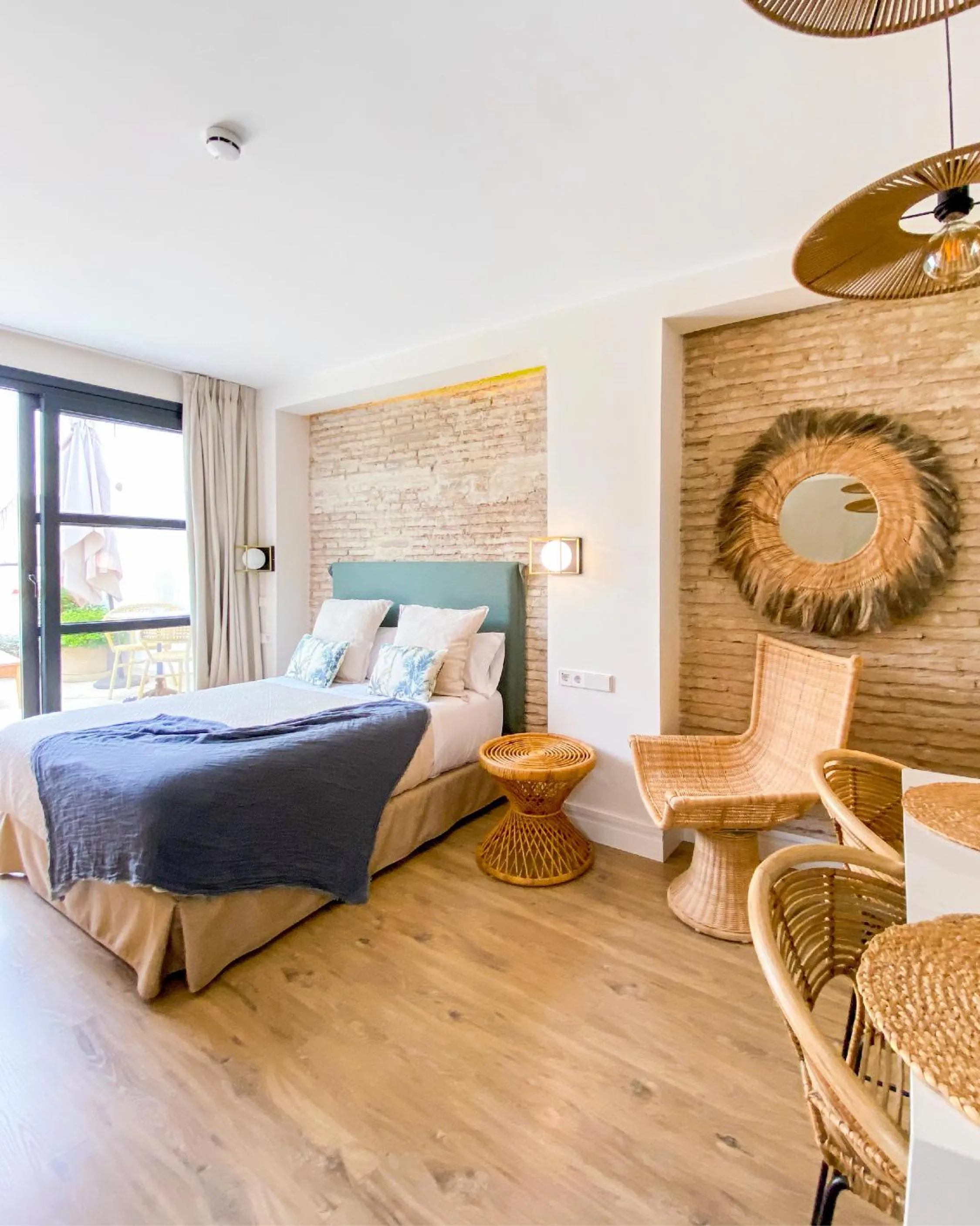 Bed in Casa Bailen Sevilla