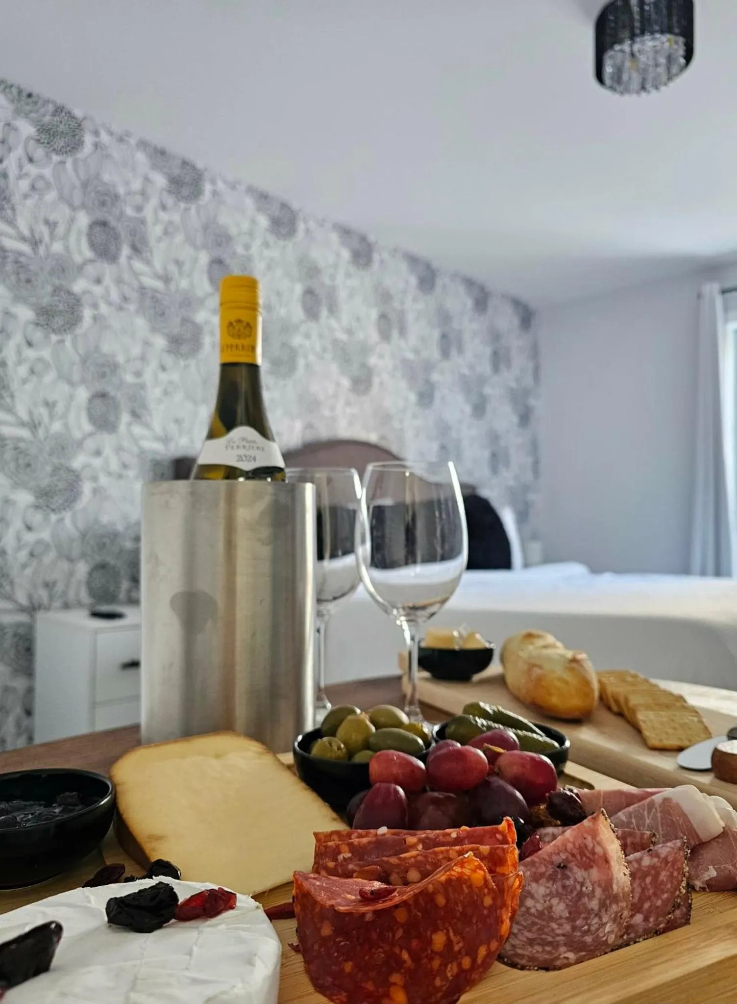 Le 900 Tremblant Inn Café and Bistro