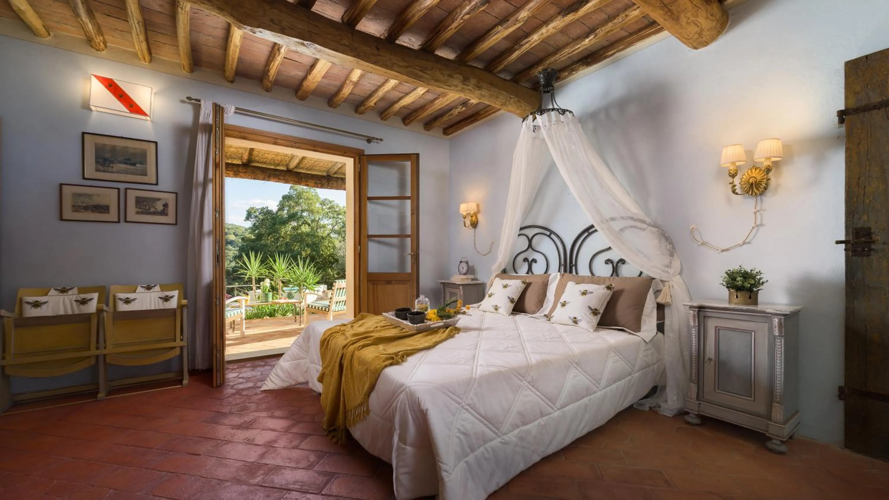 Bedroom, Bed in Villa Zaca 6, Emma Villas