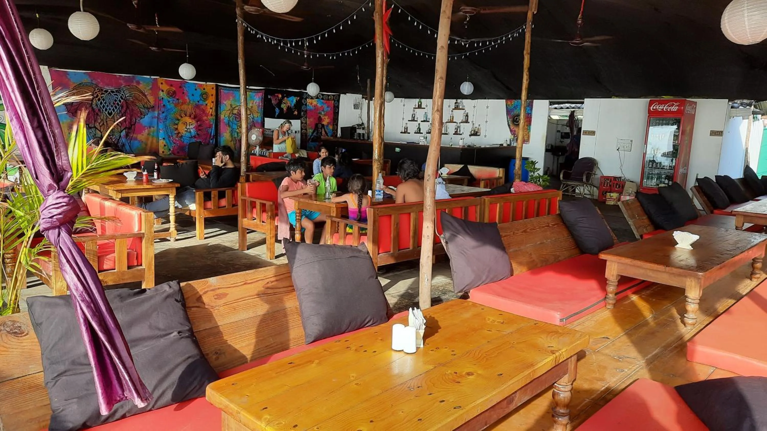 Restaurant/places to eat in Saxony Beach Huts