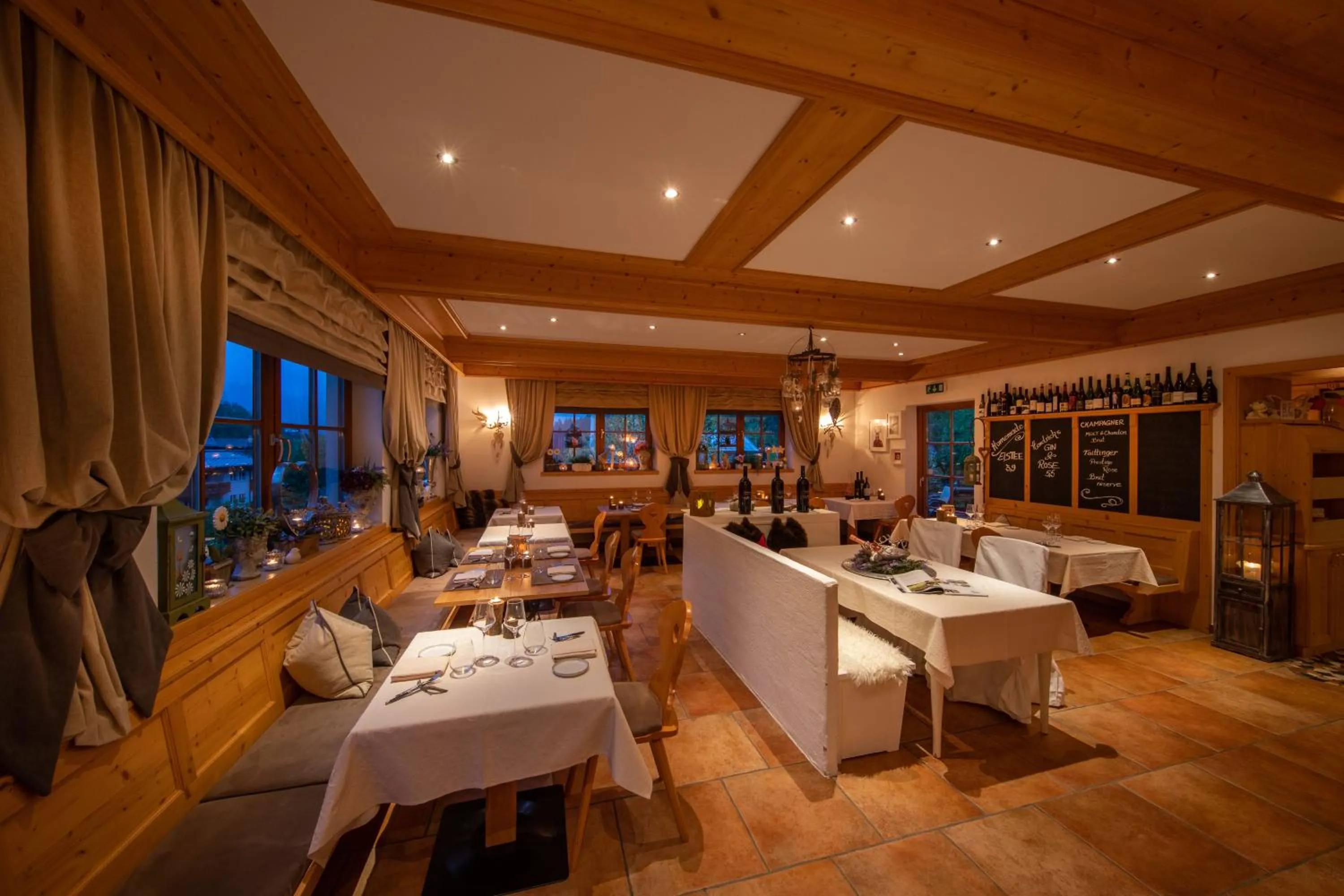 Restaurant/places to eat in Boutique Hotel Martha