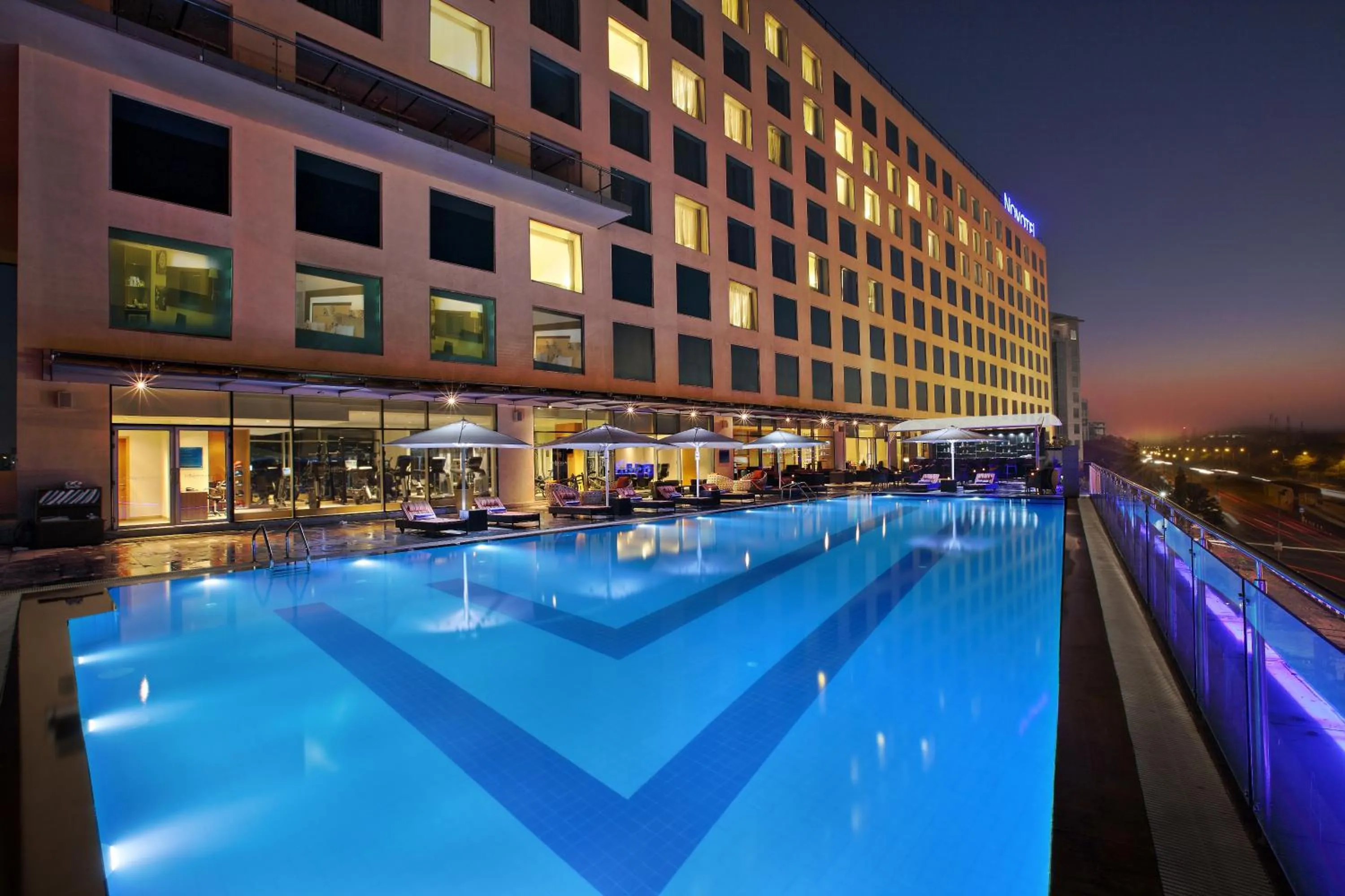 Swimming pool in Novotel Pune Viman Nagar Road