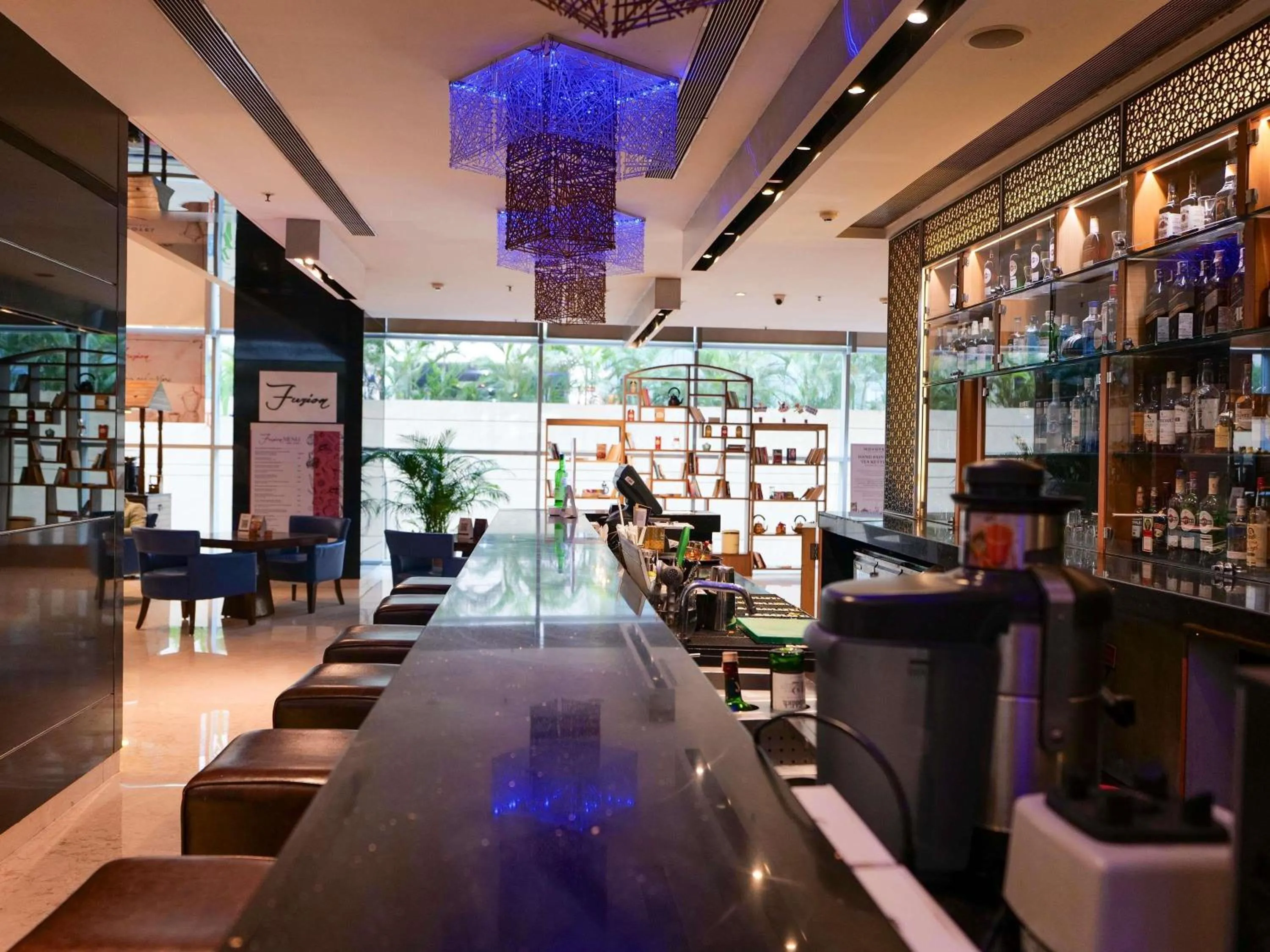 Lounge or bar in Novotel Pune Viman Nagar Road