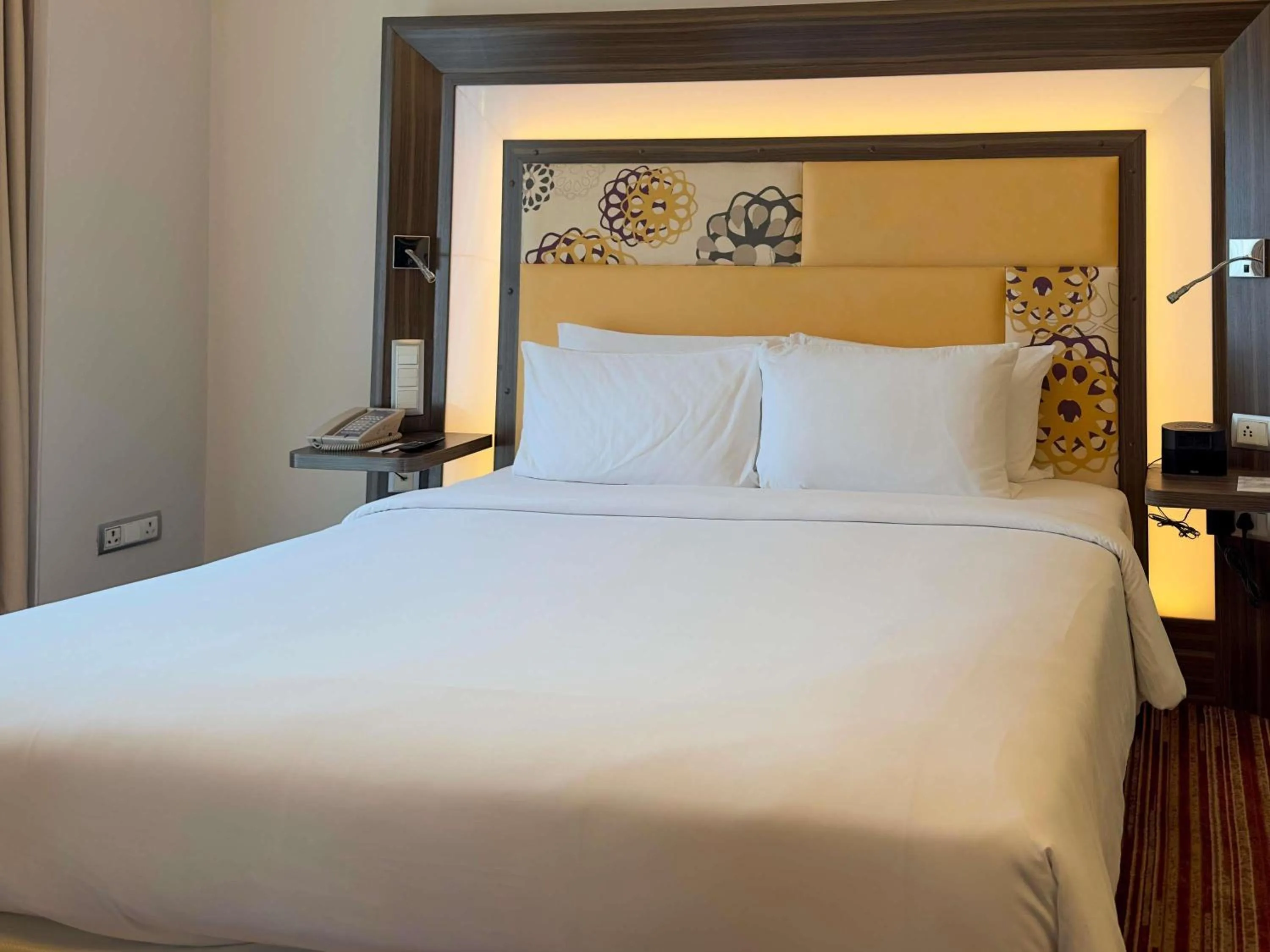 Bedroom, Bed in Novotel Pune Viman Nagar Road