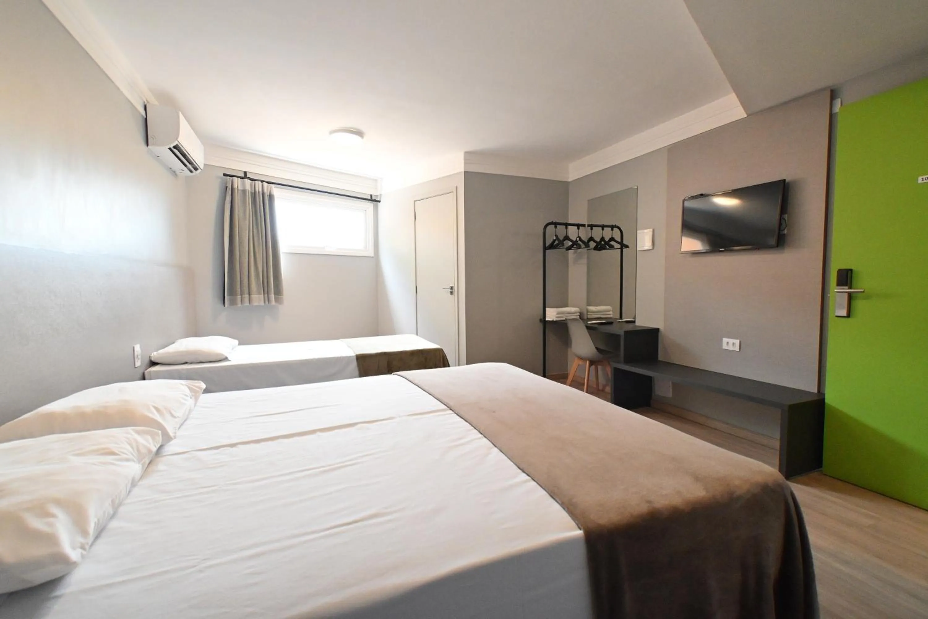 Bed in Hotel PrimeInn