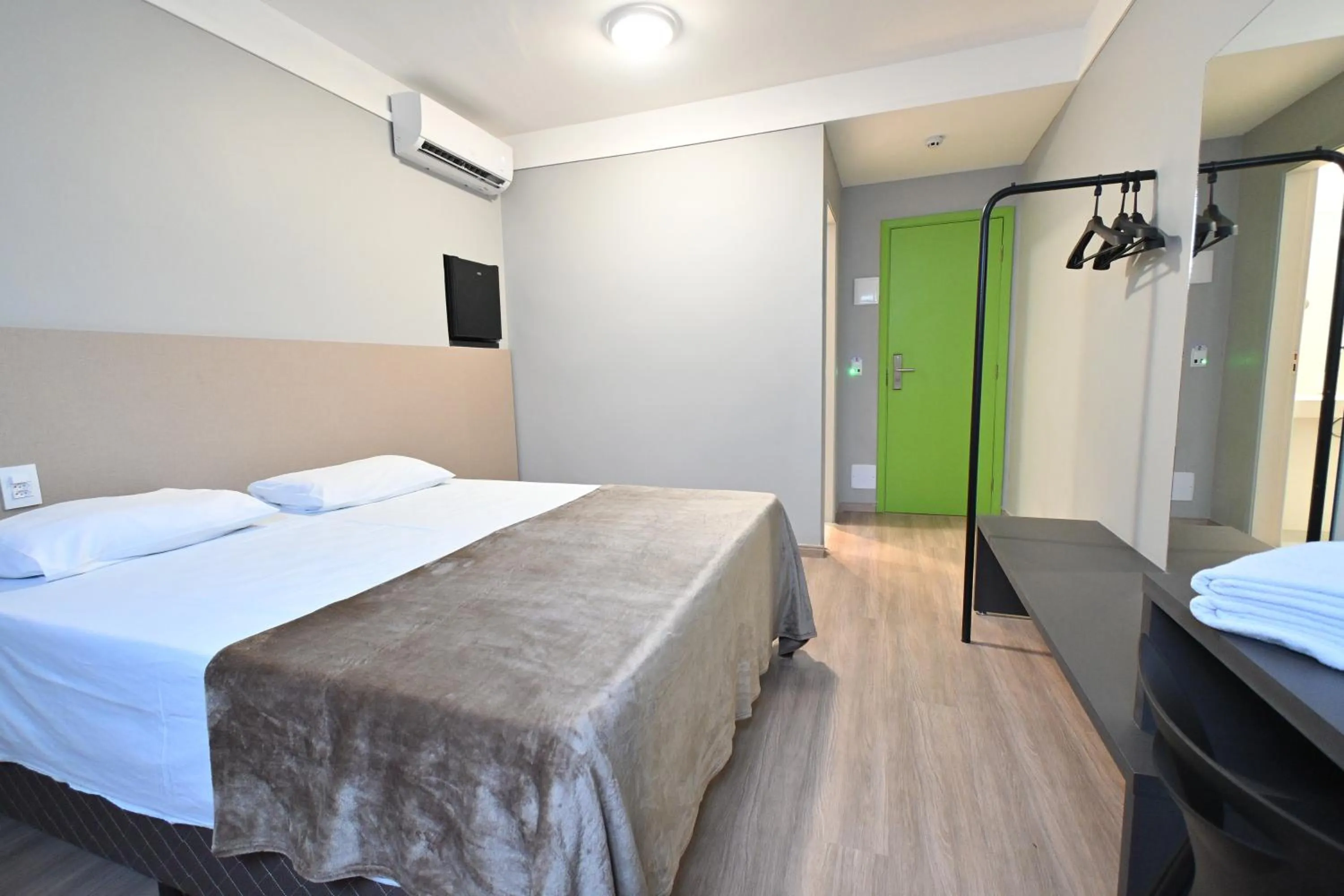 Bed in Hotel PrimeInn