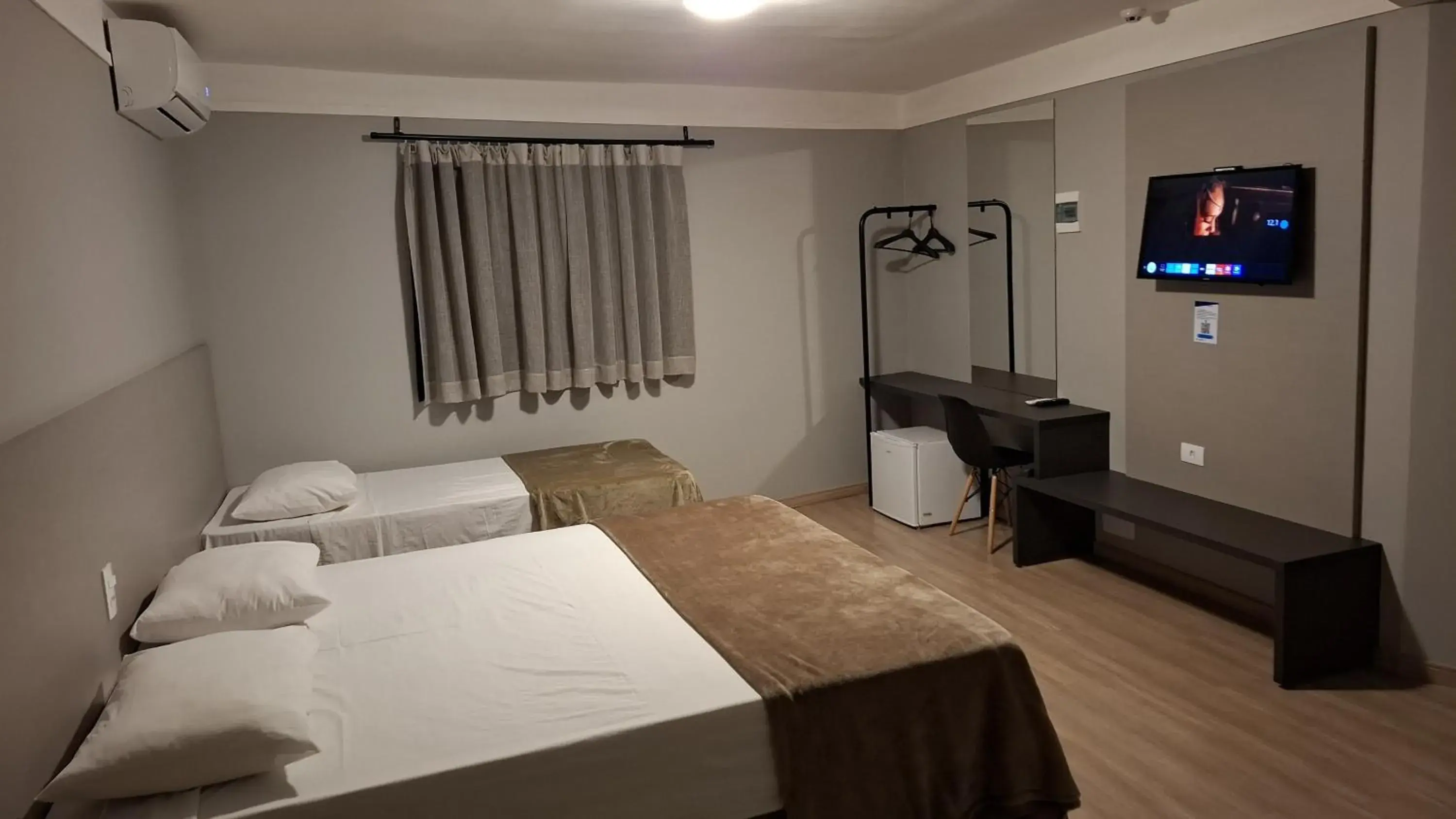 Quadruple Room - single occupancy in Hotel PrimeInn Quadruple Room - single occupancy in Hotel PrimeInn