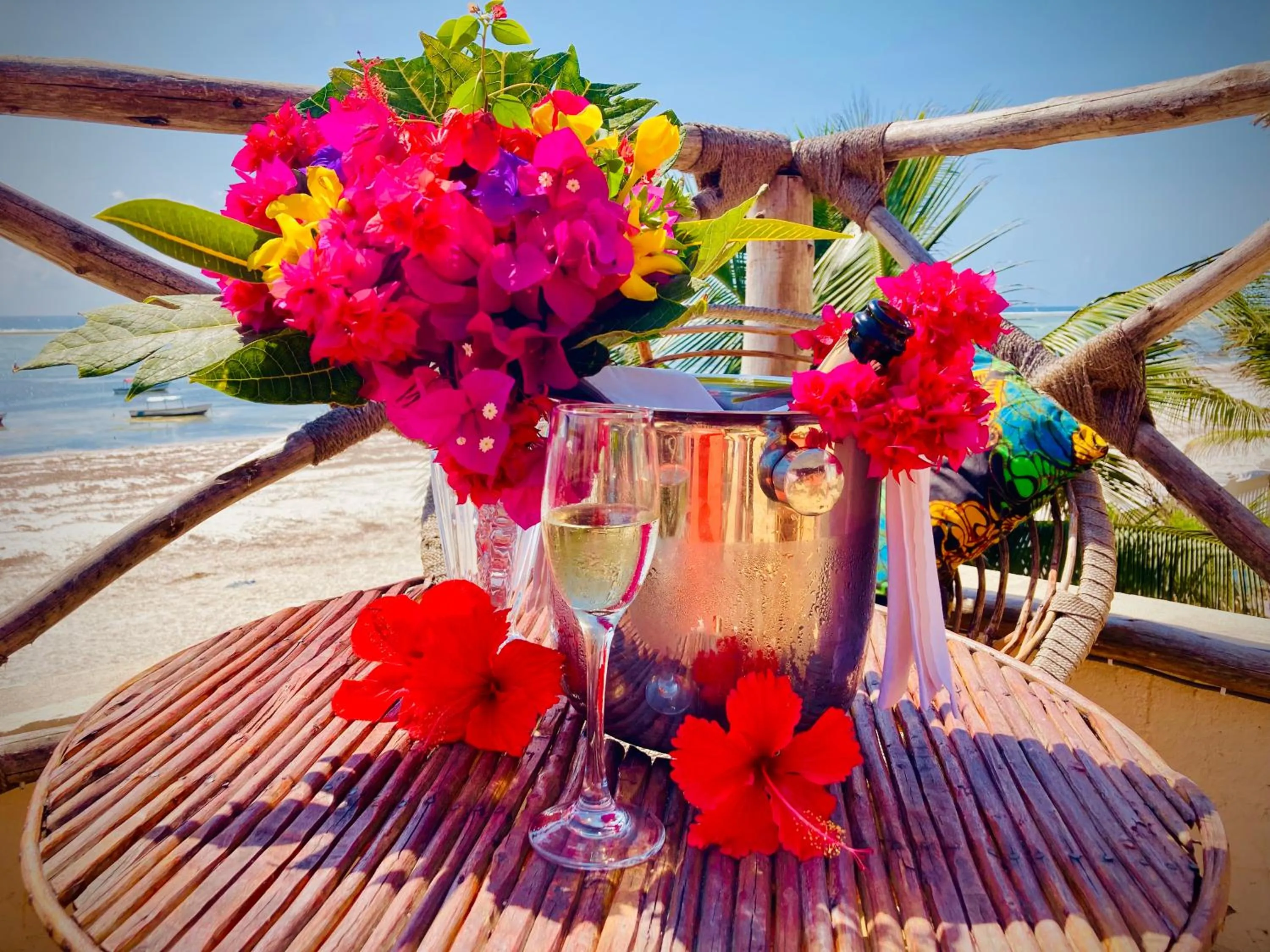 Restaurant/places to eat in Mambo Paradise