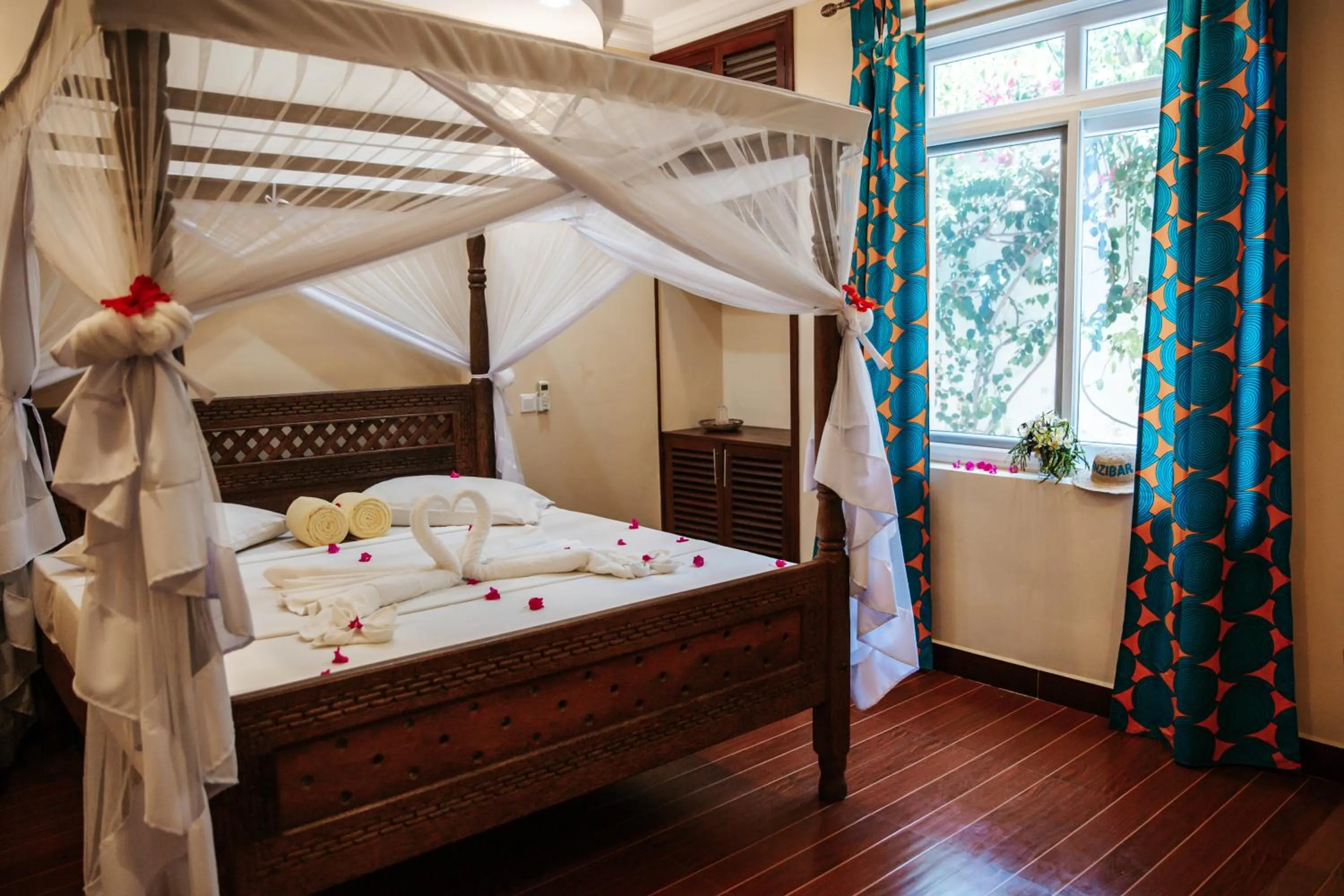 Bed in Mambo Paradise
