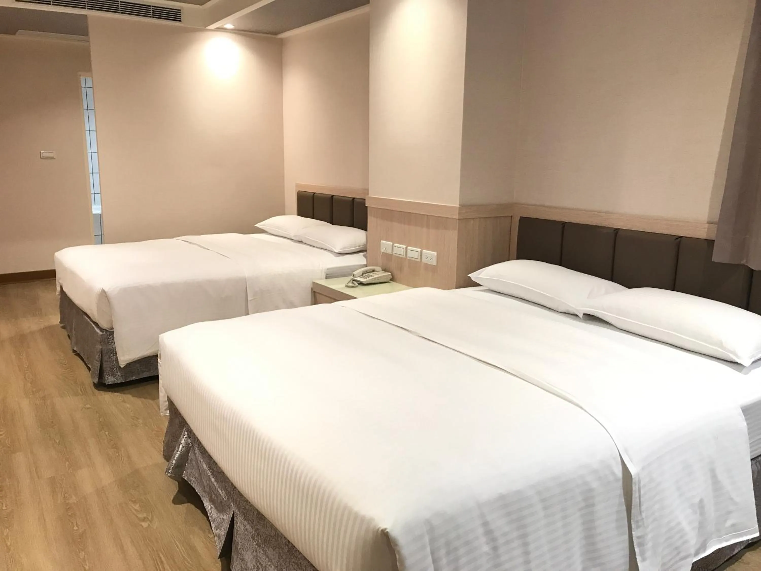 Bed in The Cloud Hotel