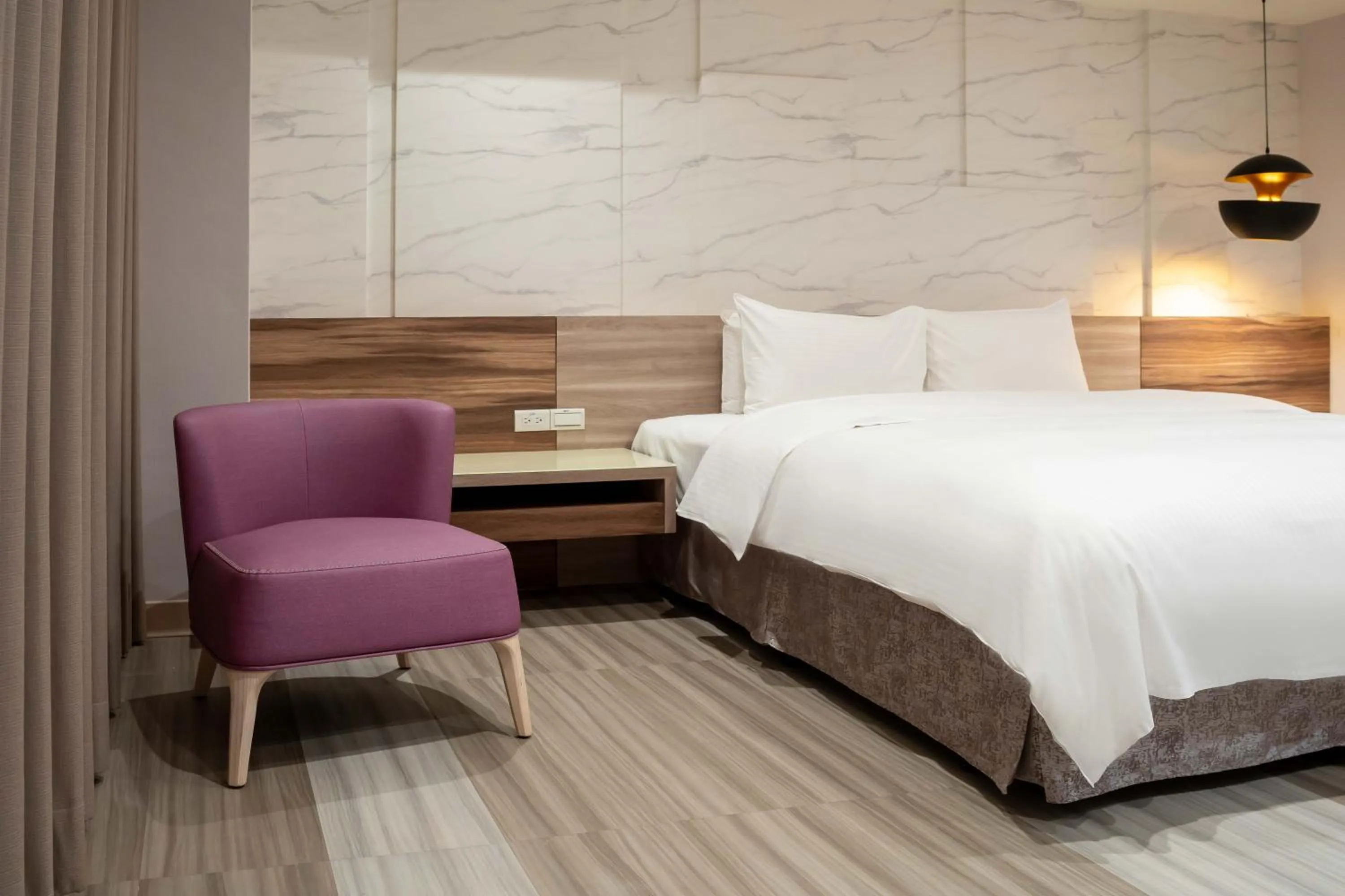 Bed in The Cloud Hotel