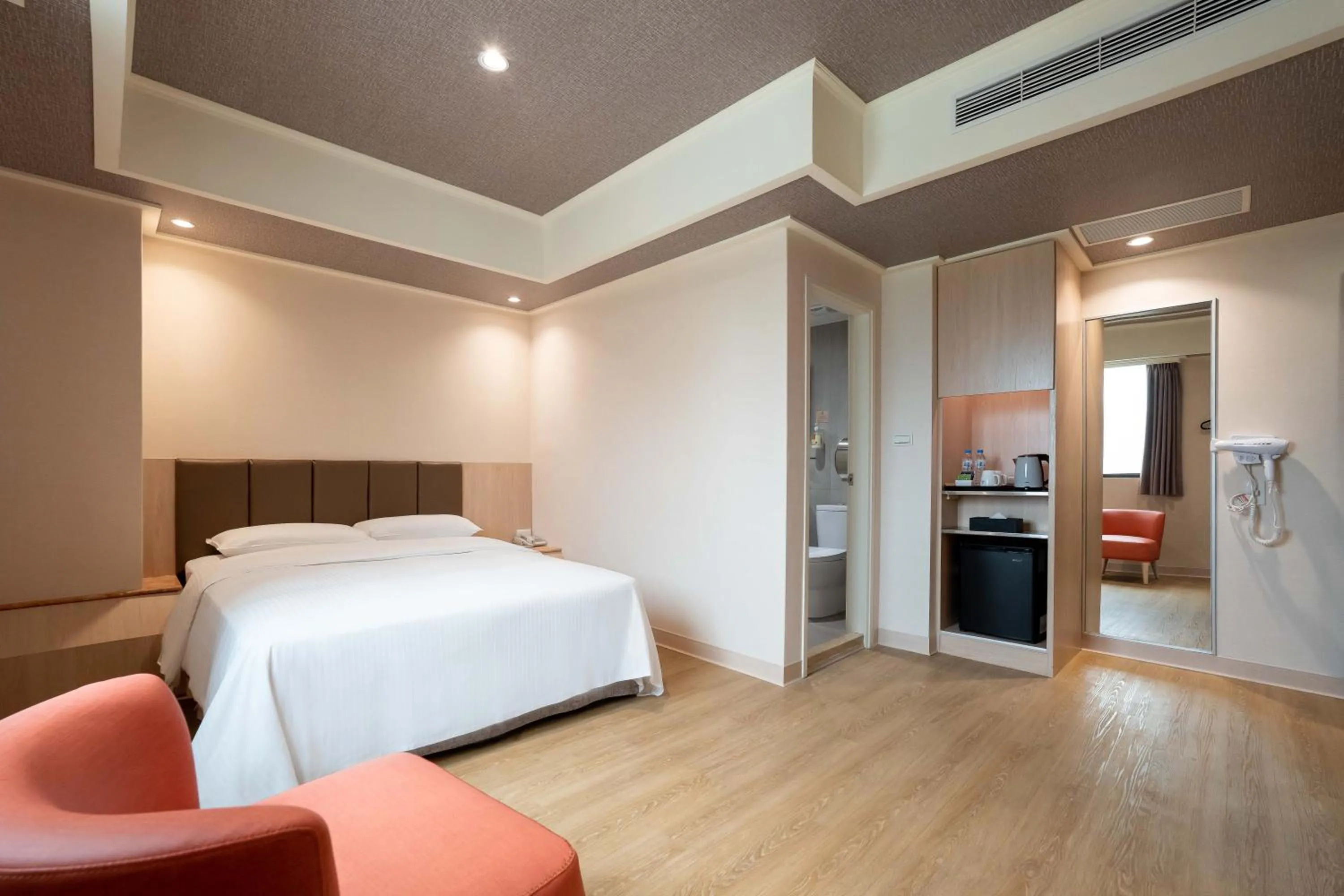 Bed in The Cloud Hotel