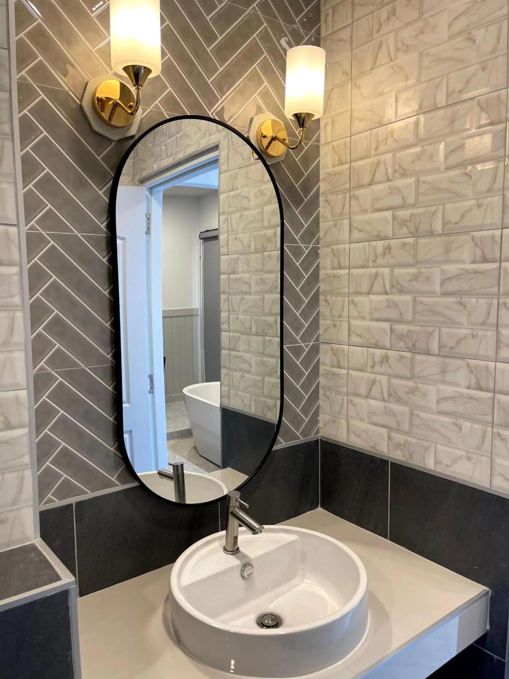 Bathroom in The Target Hotel chaingrai