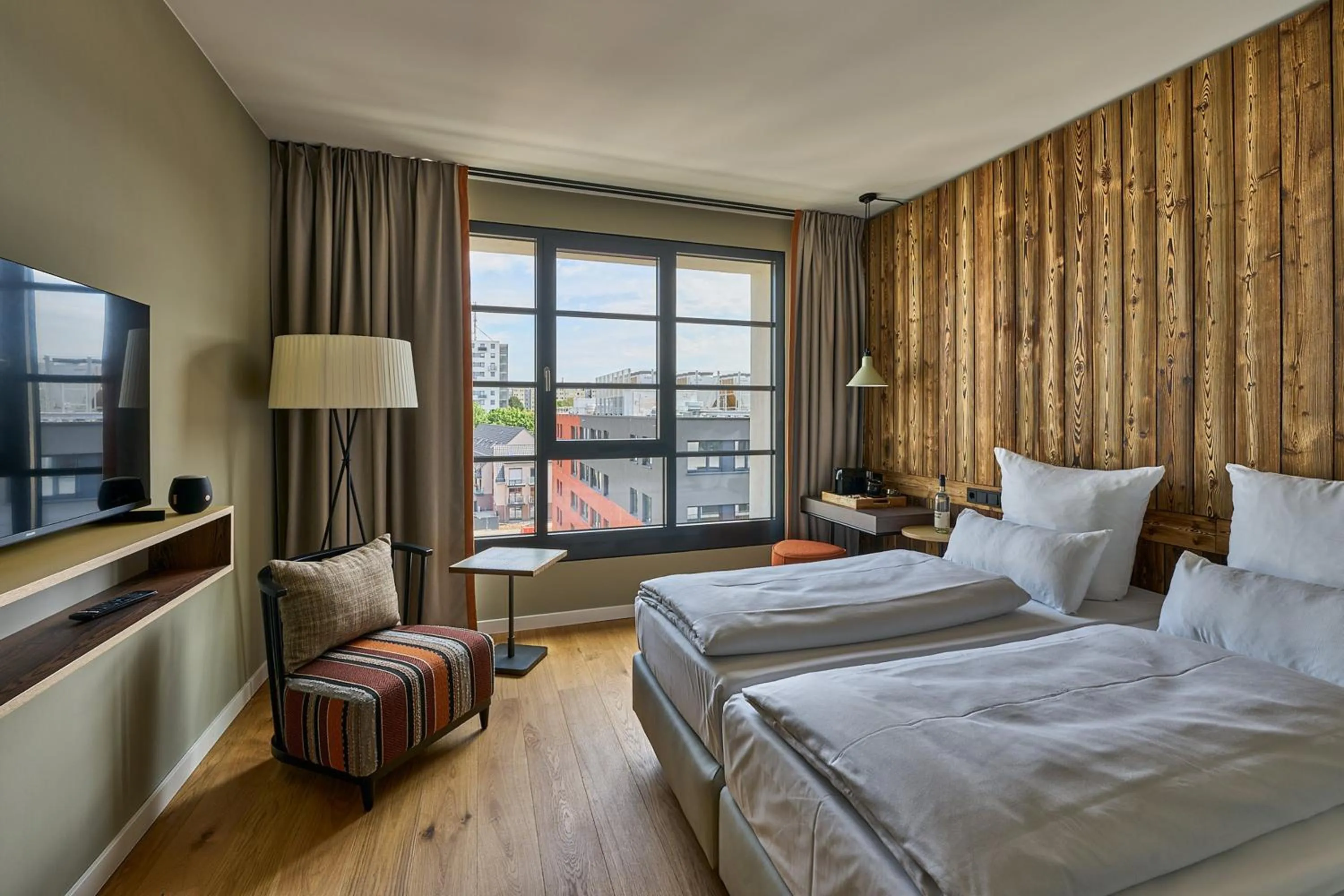 View (from property/room), Bed in FREIgeist Göttingen Nordstadt, A Member of Design Hotels