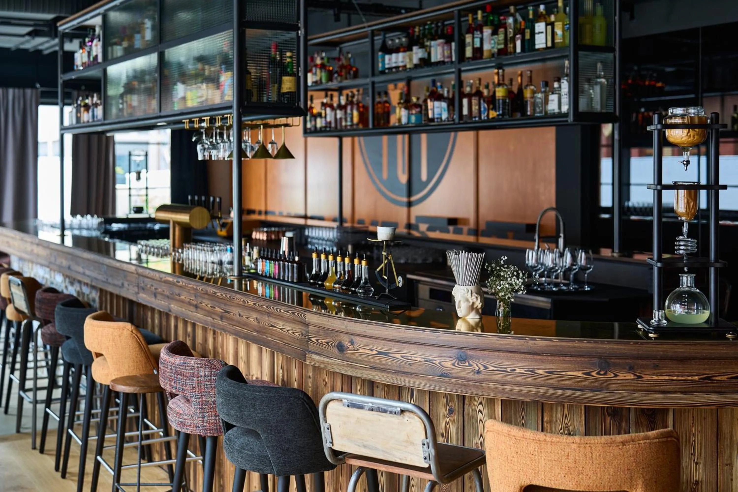 Lounge or bar in FREIgeist Göttingen Nordstadt, A Member of Design Hotels