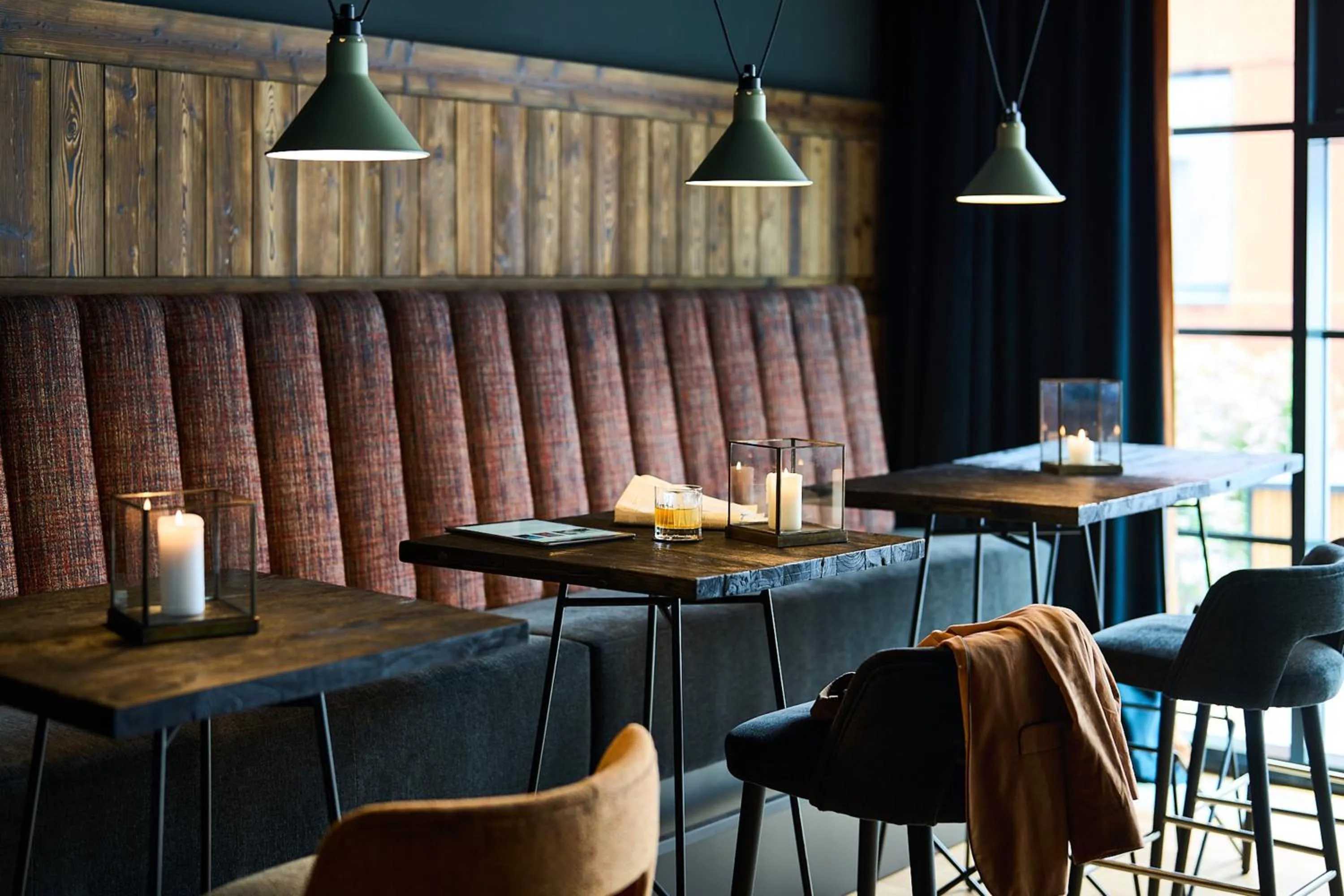 Lounge or bar in FREIgeist Göttingen Nordstadt, A Member of Design Hotels