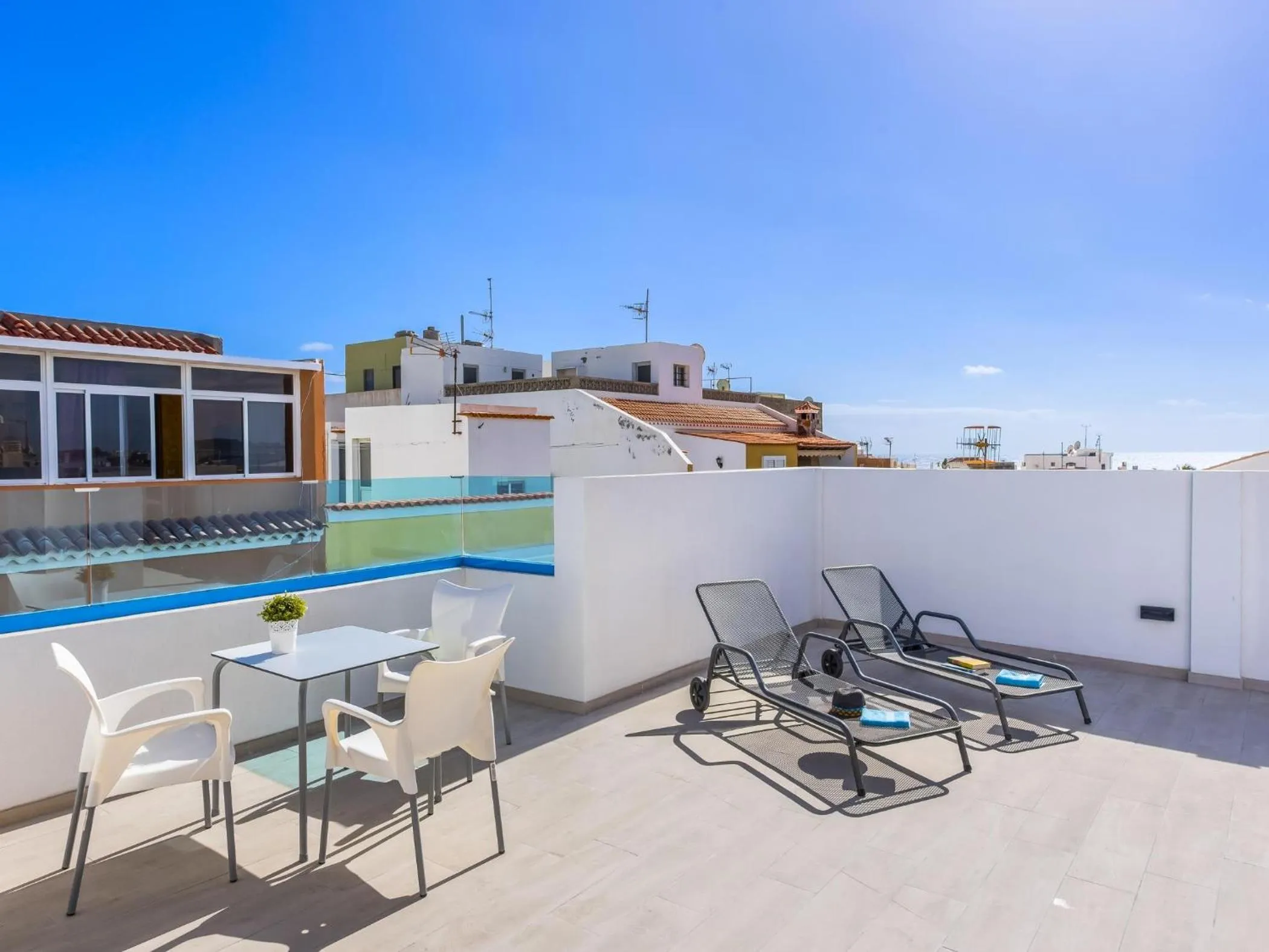 OKEANOS Eco Guest House