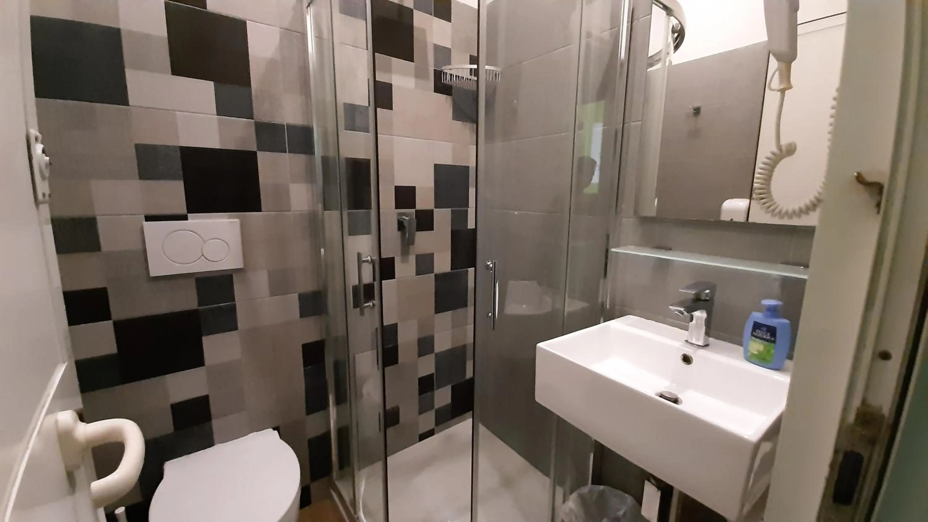 Youth Station Hostel