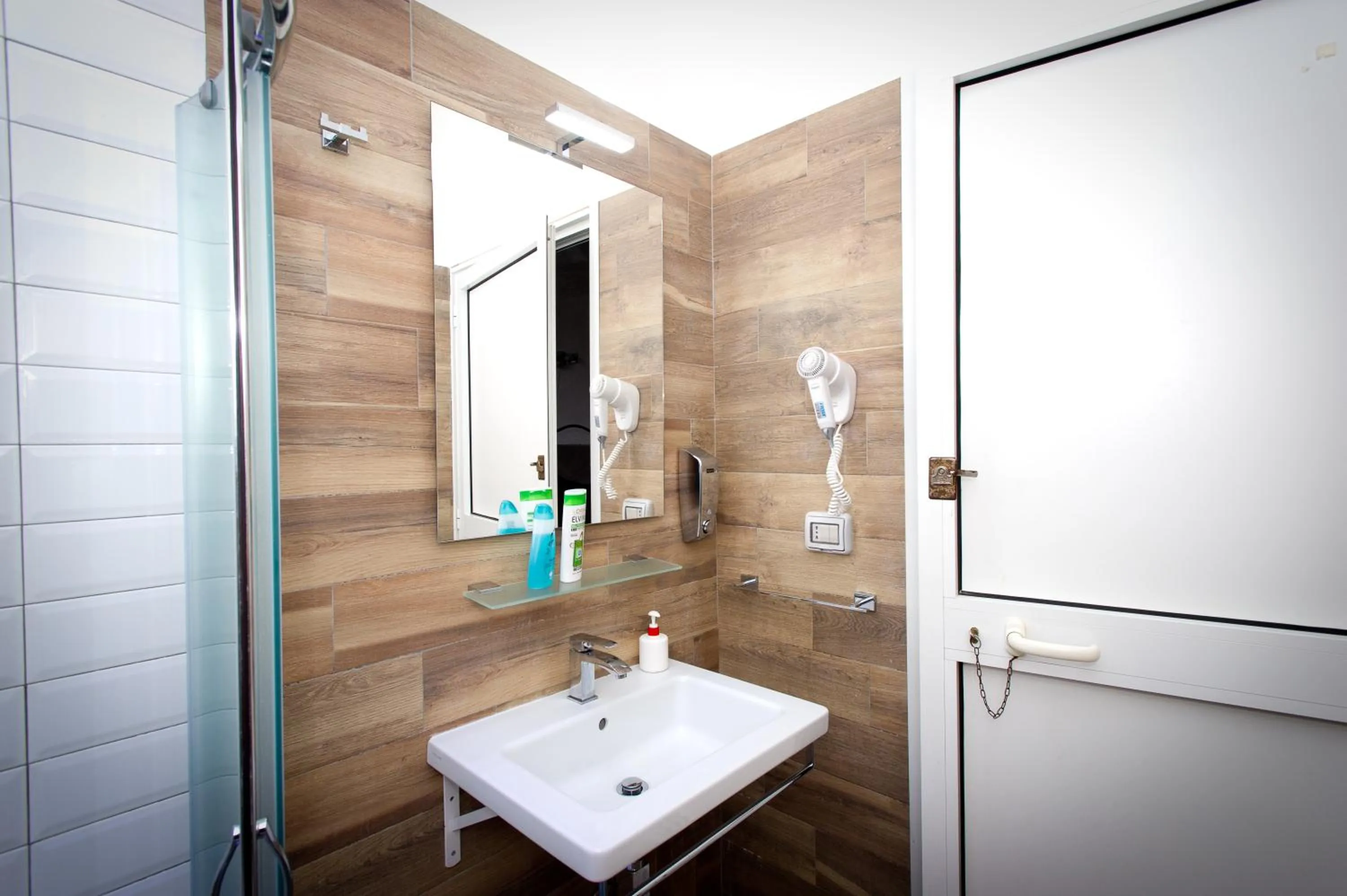 Youth Station Hostel