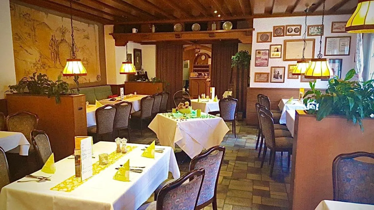 Restaurant/places to eat in Meister BÄR HOTEL Bayreuth