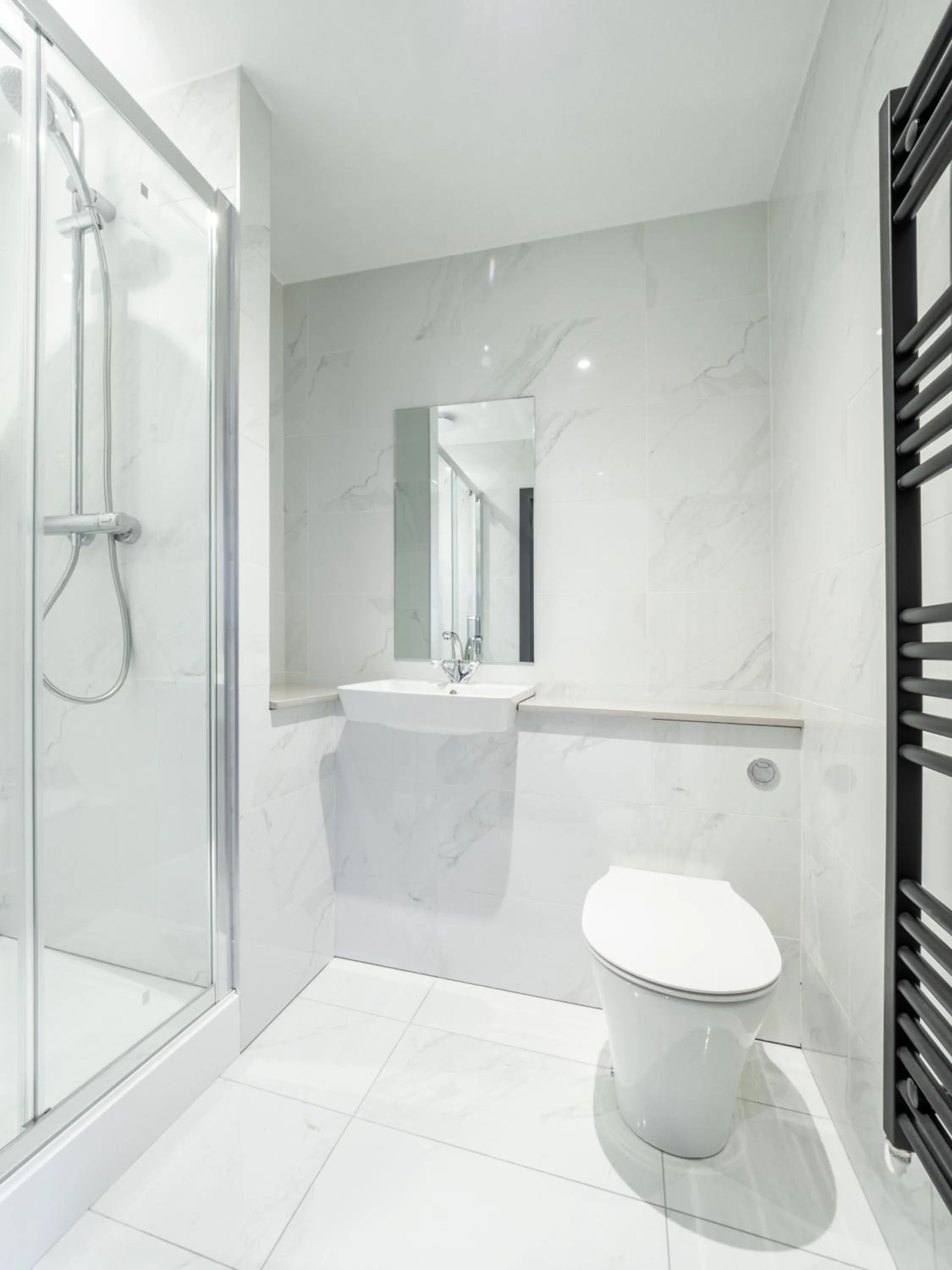 Shower in Bowers Mill Aparthotel