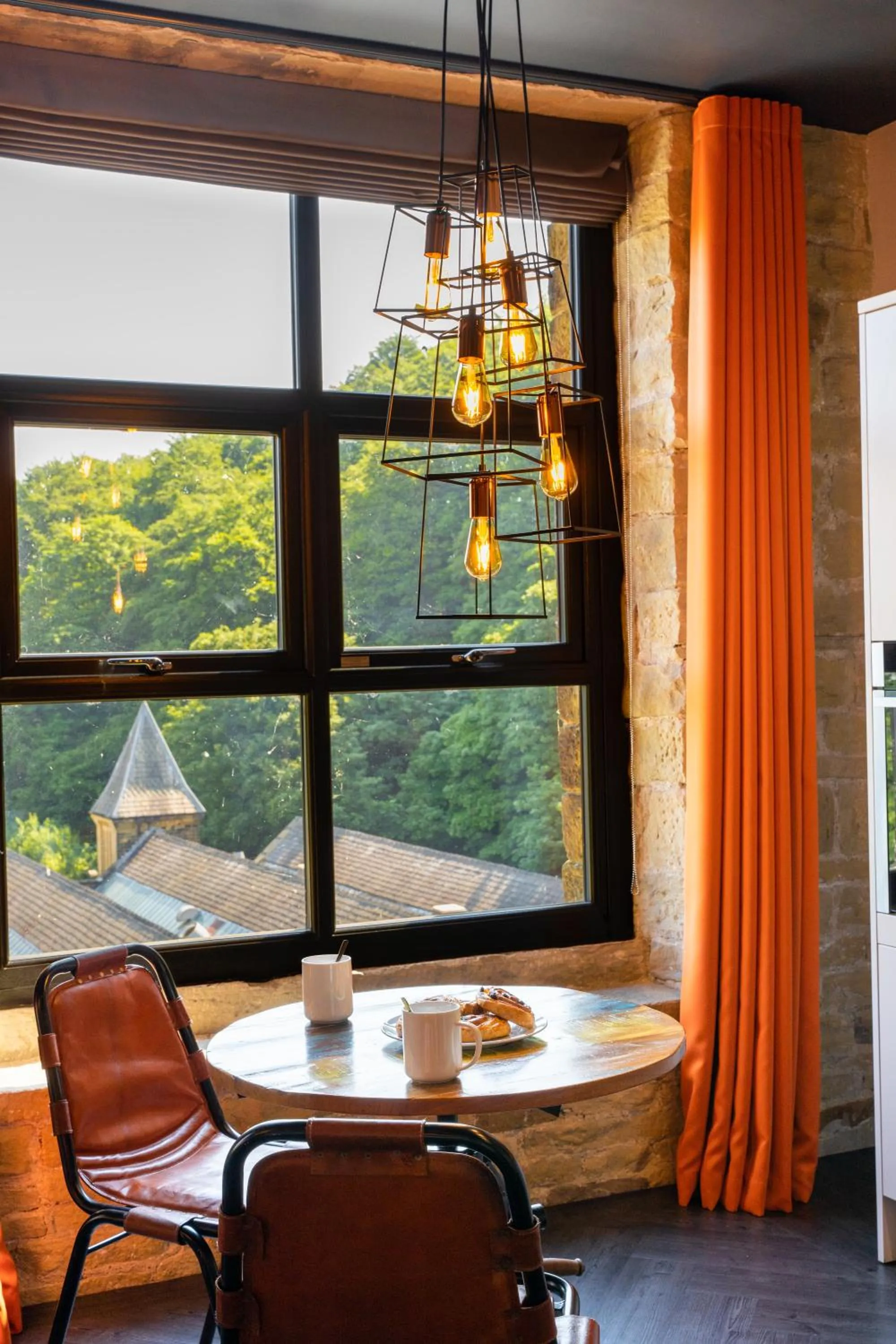 Dining area in Bowers Mill Aparthotel
