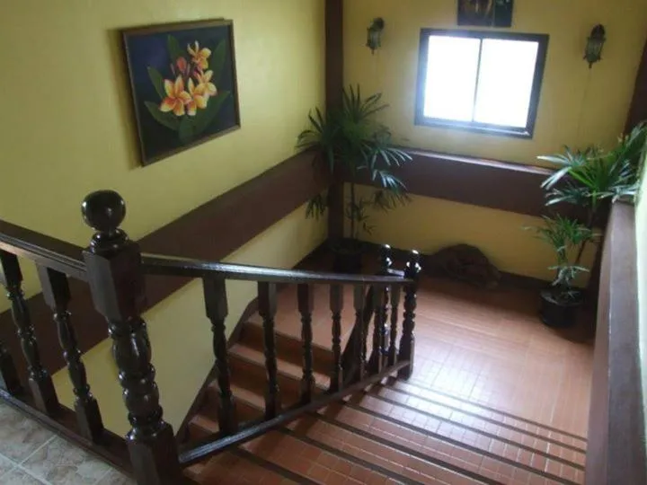 Area and facilities in Jansupar Court