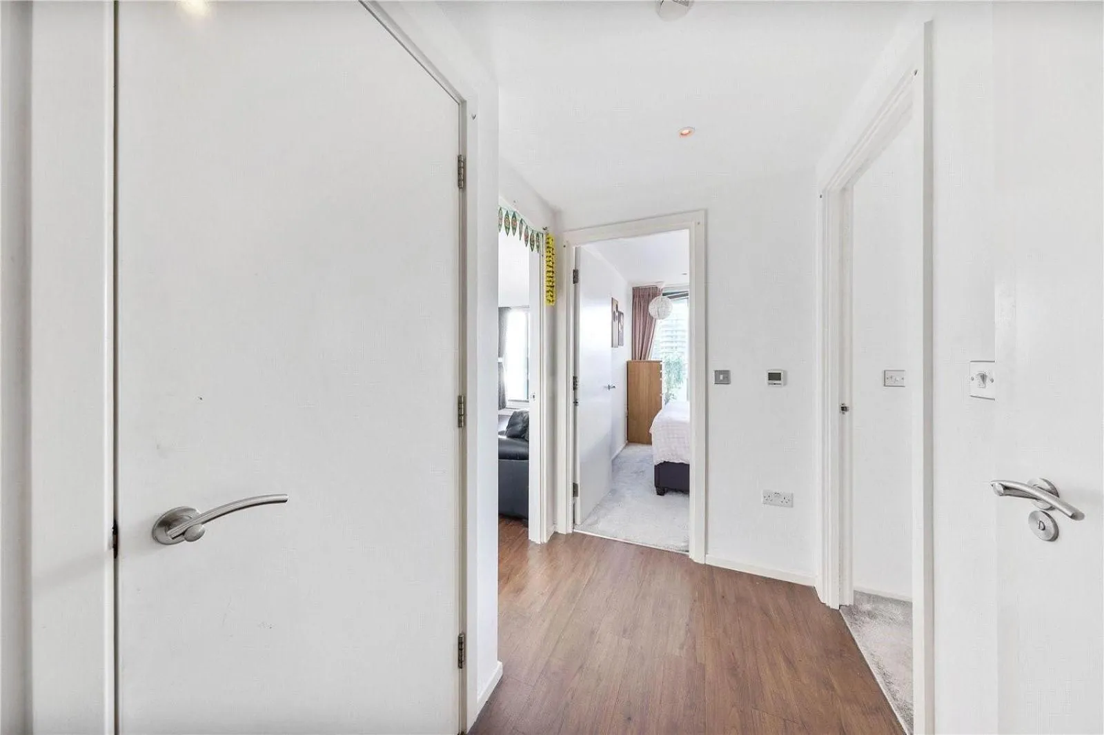 Two Bedroom Apartment - London ExCeL Stays