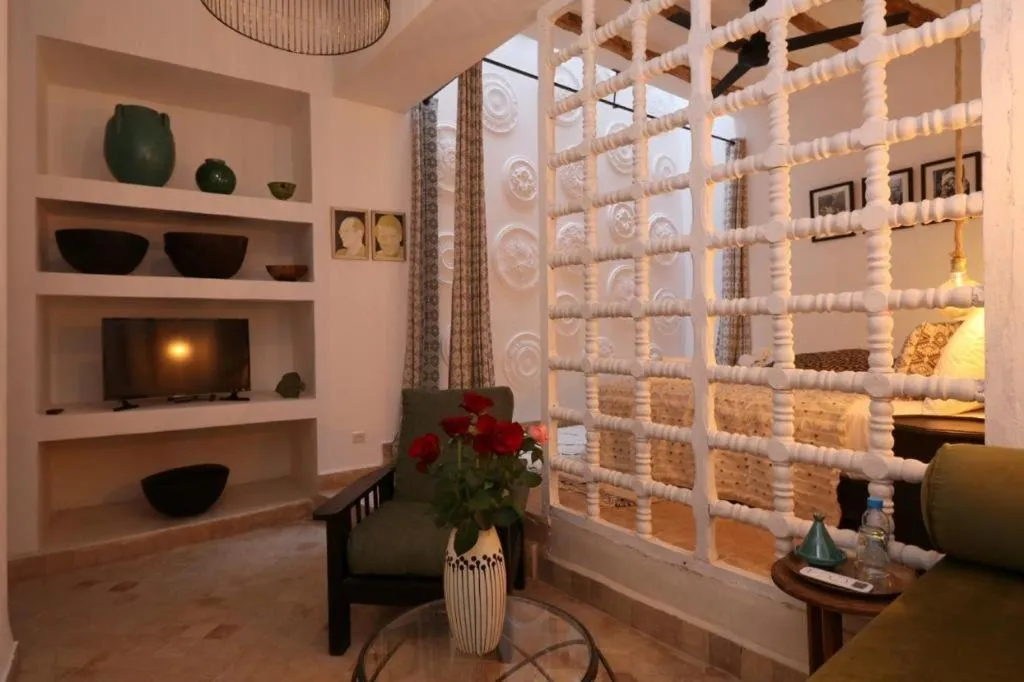 Riad 103 Medina Pool and Hammam