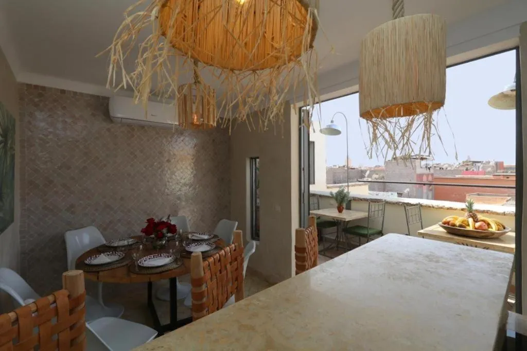 Bed in Riad 103 Medina Pool and Hammam