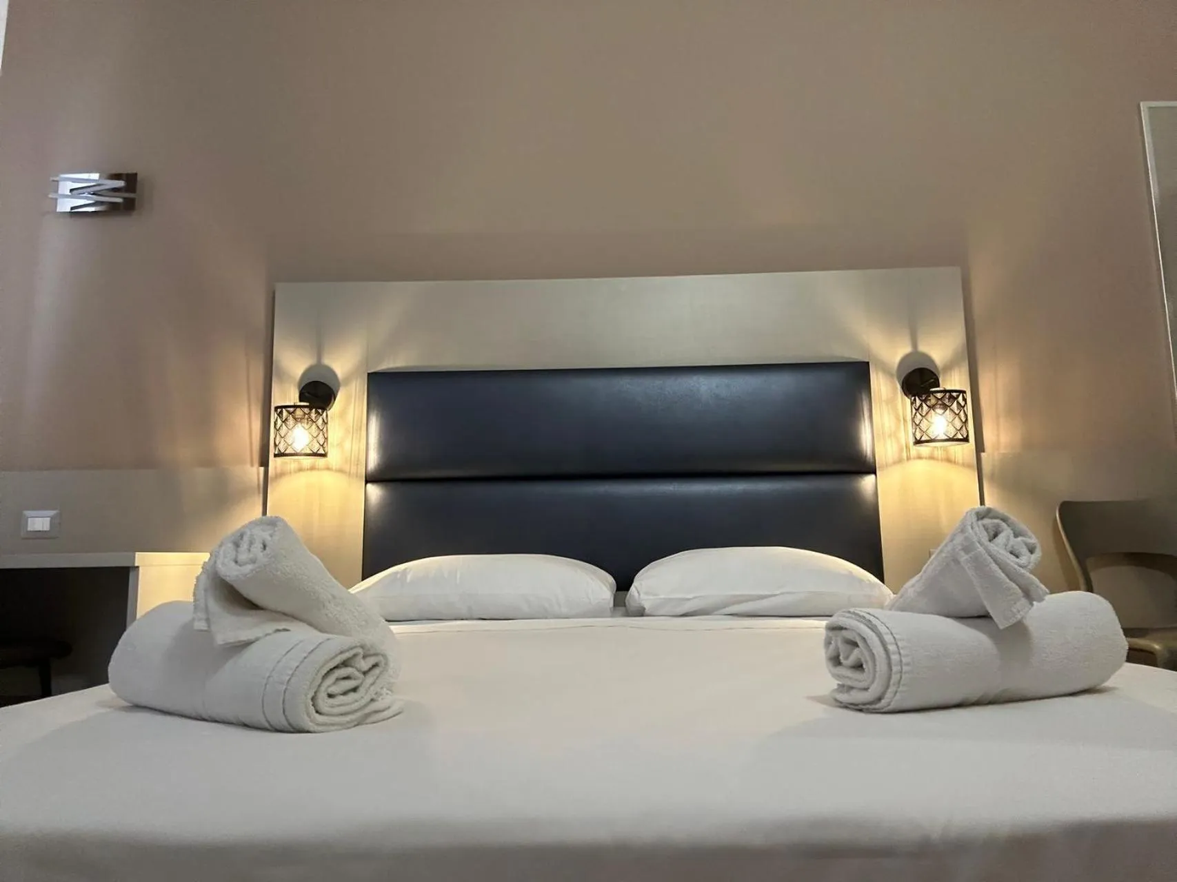 Bedroom, Bed in Hotel City 20