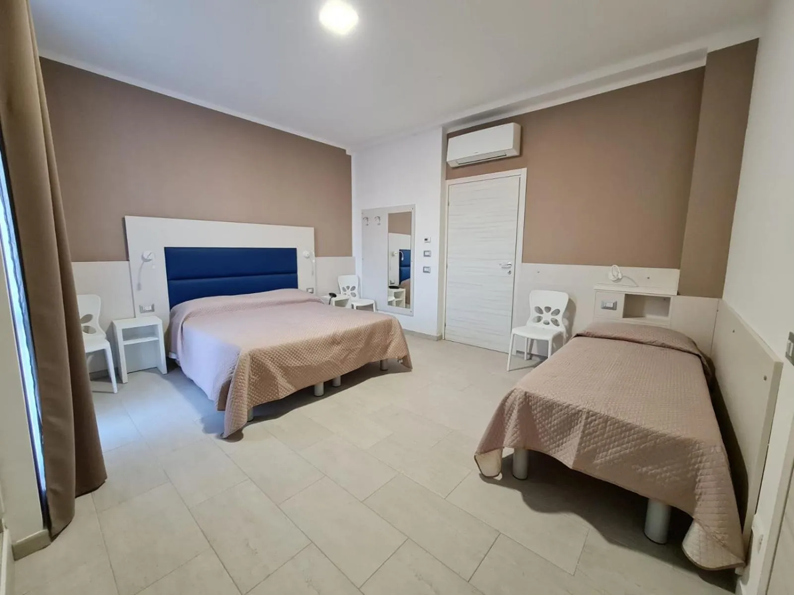 Bed in Hotel City 20