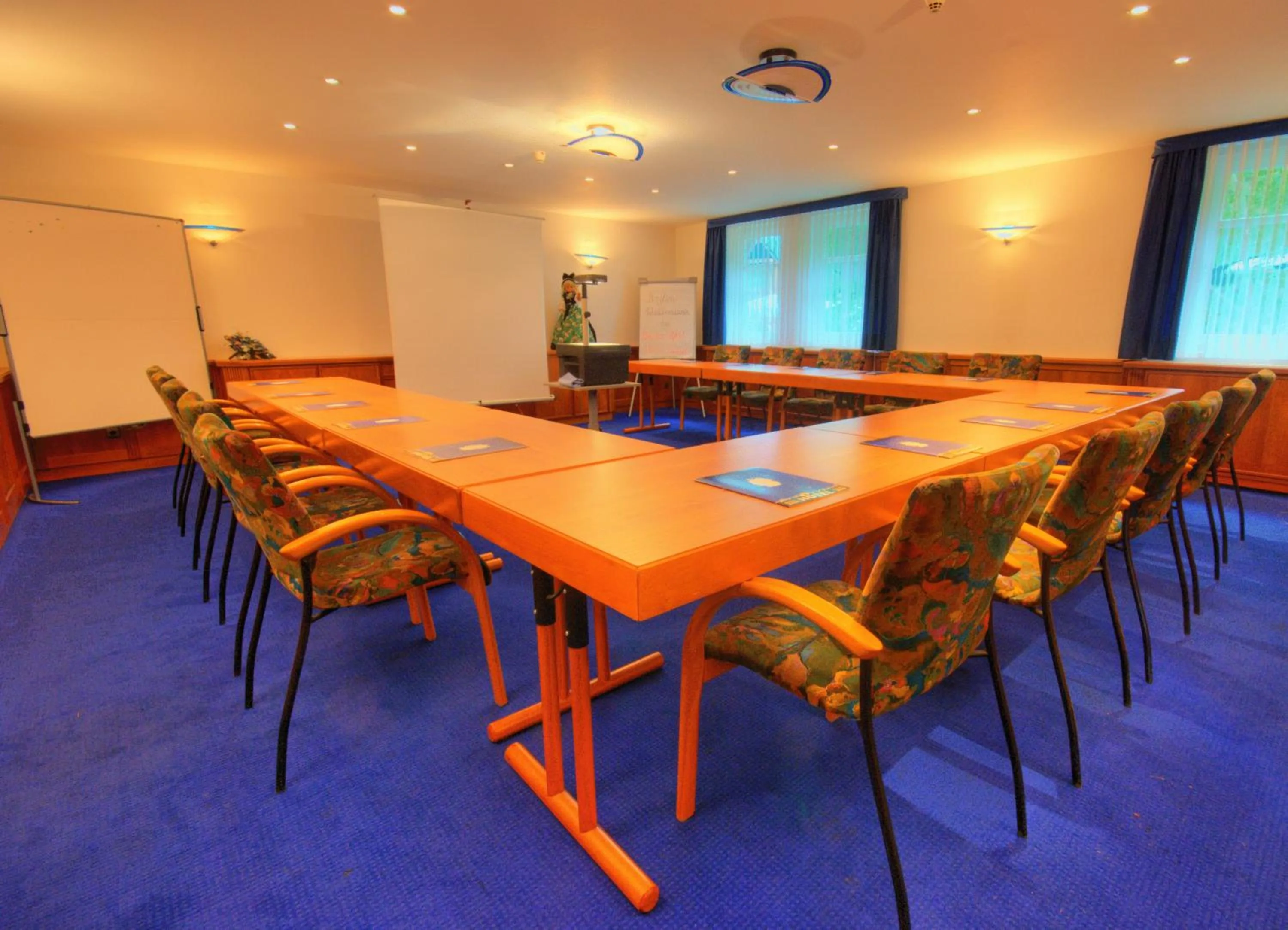 Communal lounge/ TV room in Meister BÄR HOTEL Vogtland