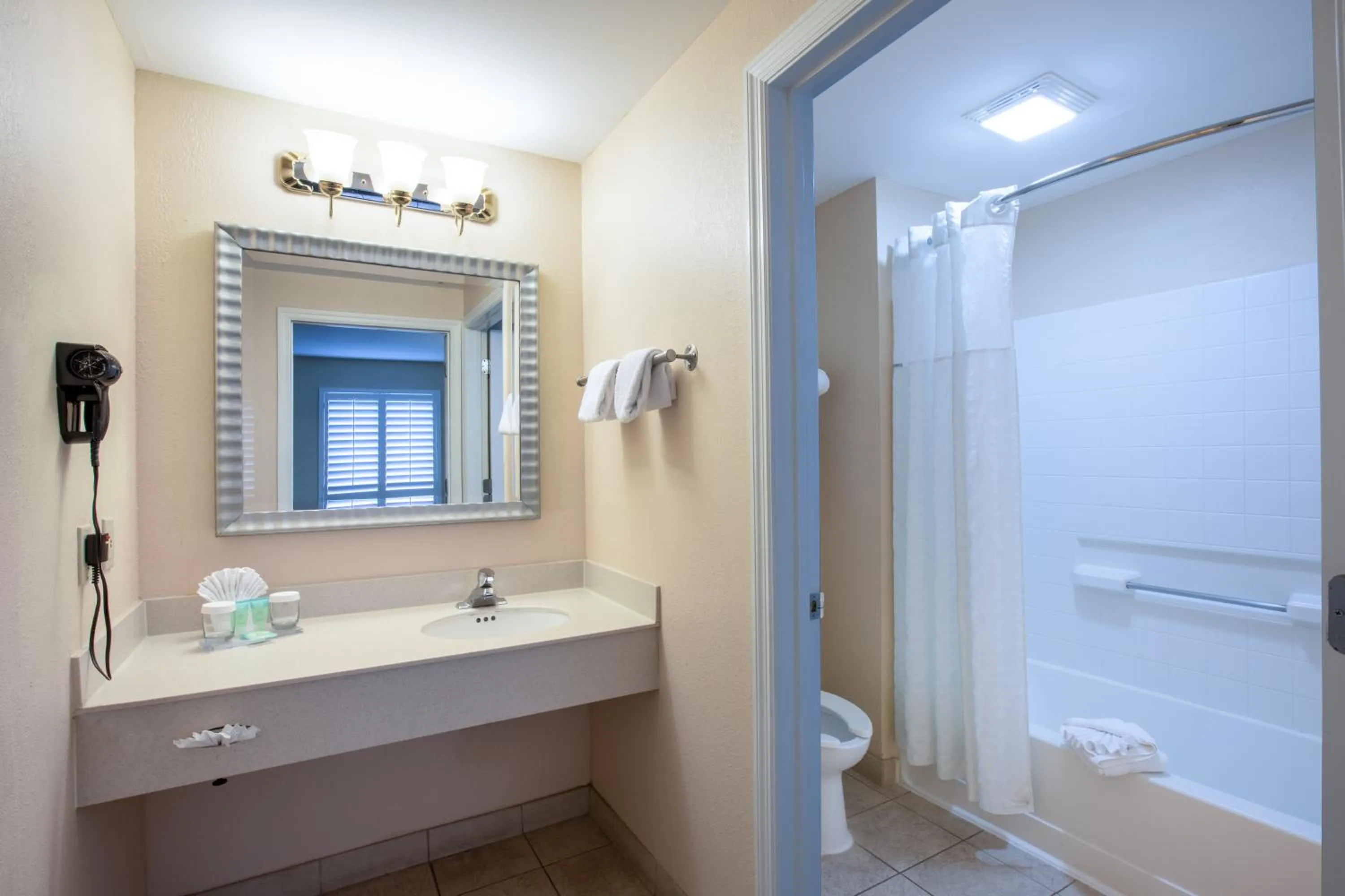 Bathroom in staySky Suites I-Drive Orlando Near Universal