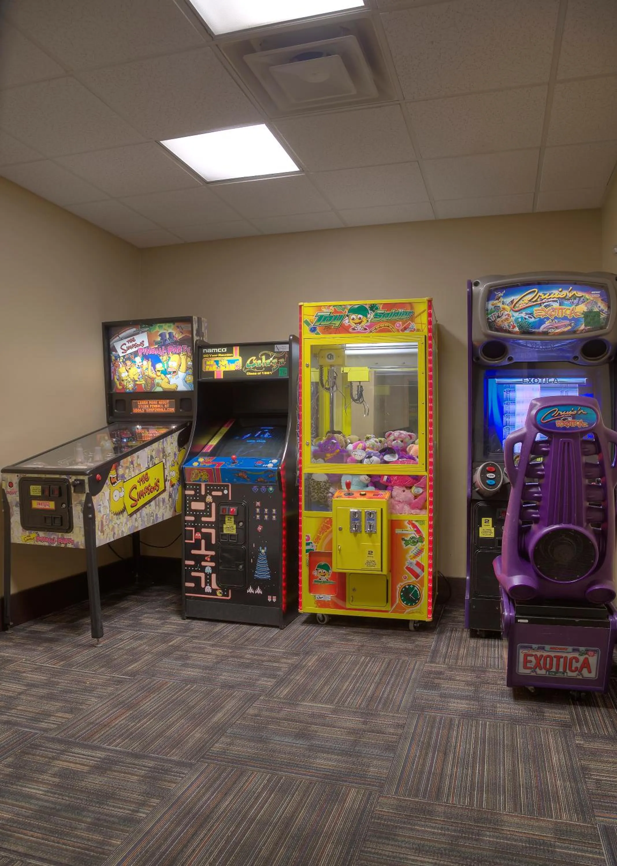 Game Room in staySky Suites I-Drive Orlando Near Universal