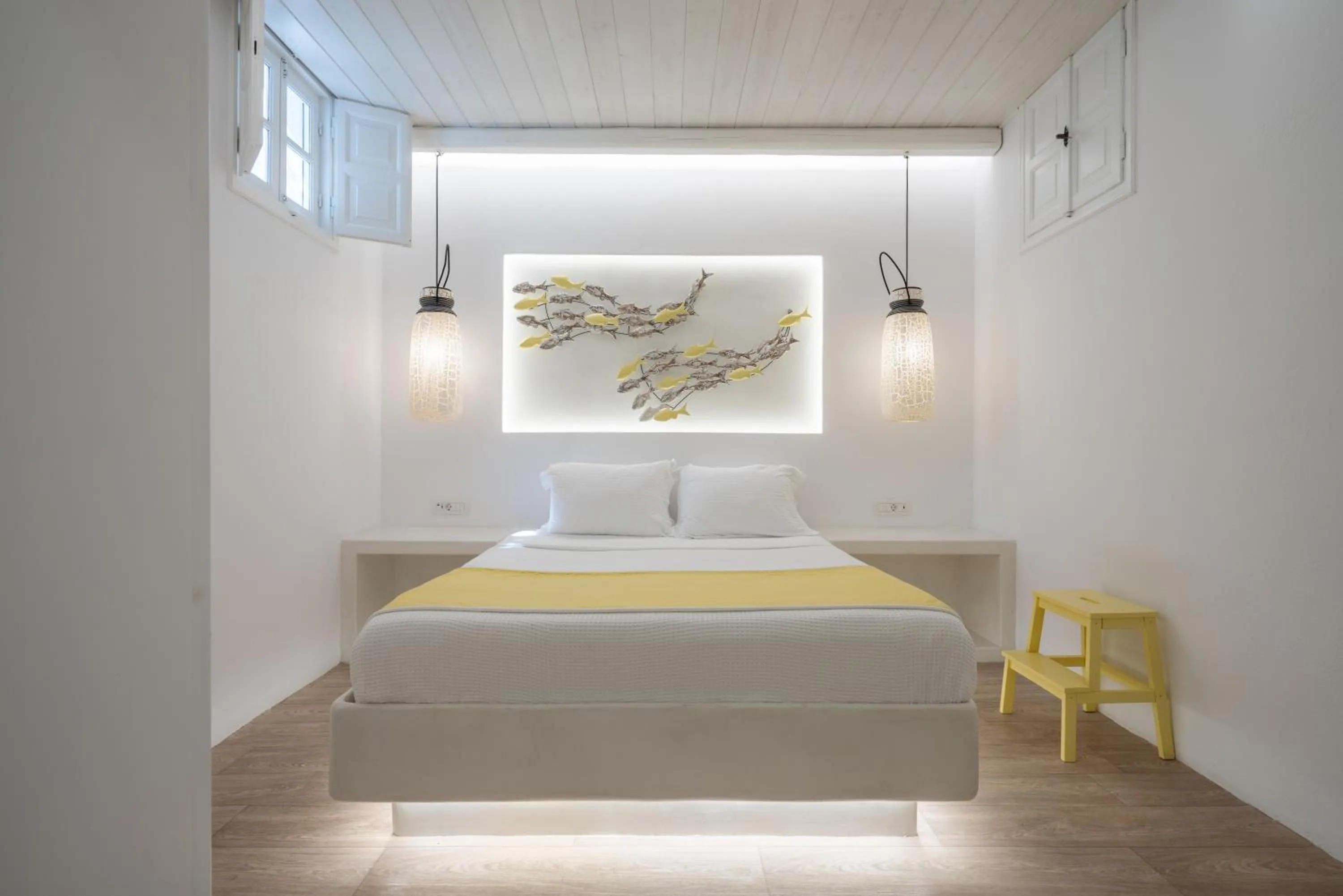 Bedroom, Bed in Oia Sunset Villas