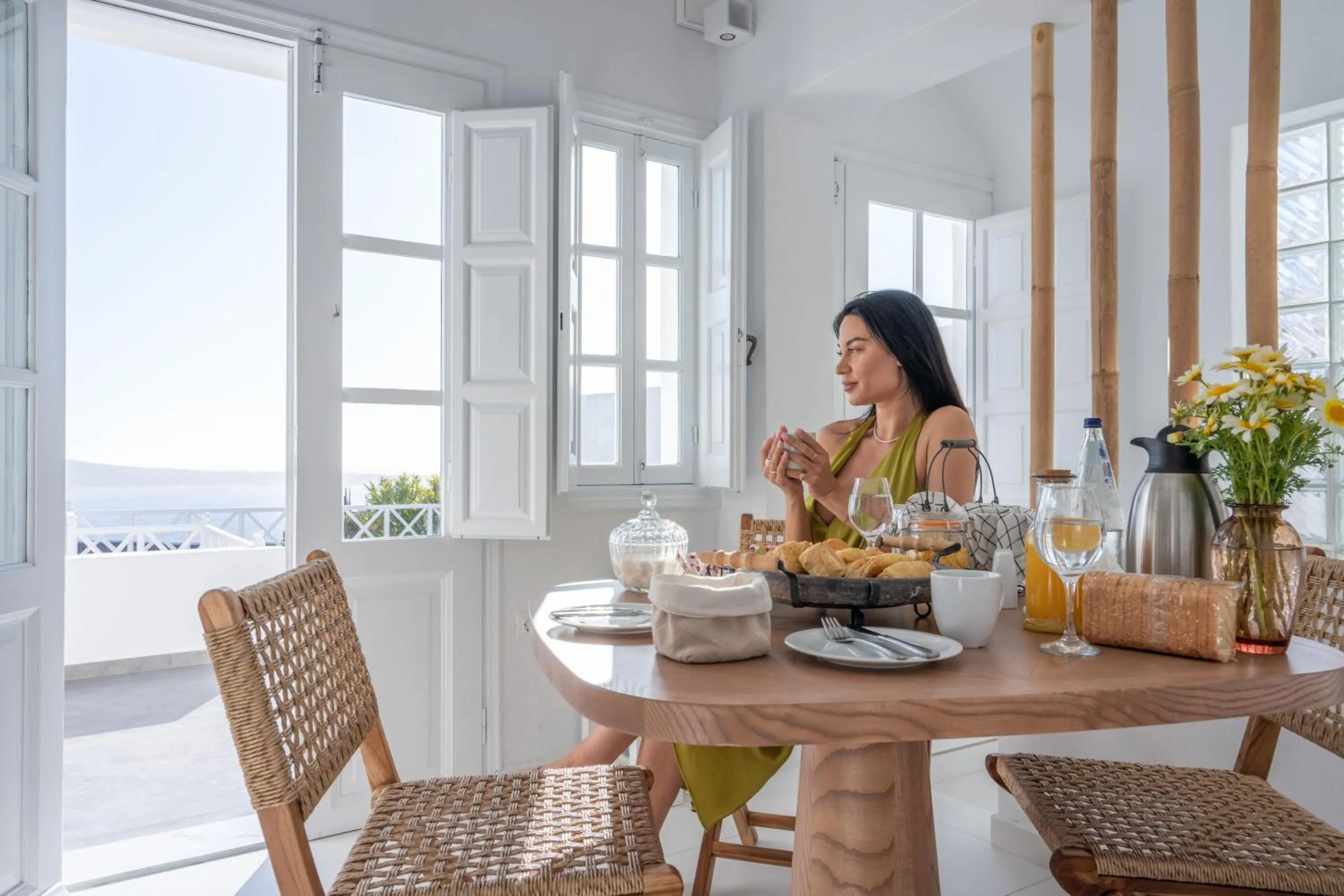 Breakfast in Oia Sunset Villas