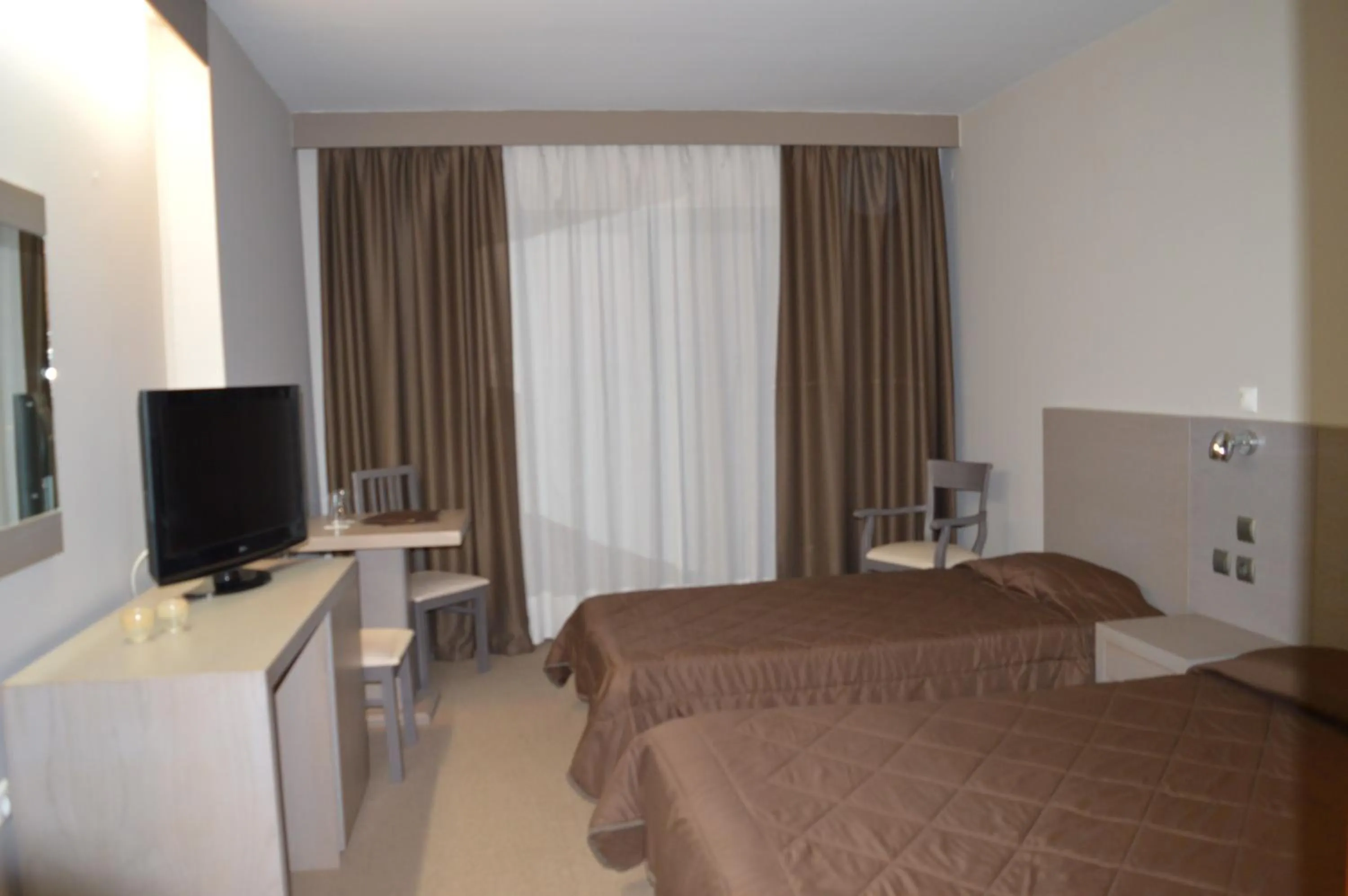 Photo of the whole room, Bed in Achillio Hotel