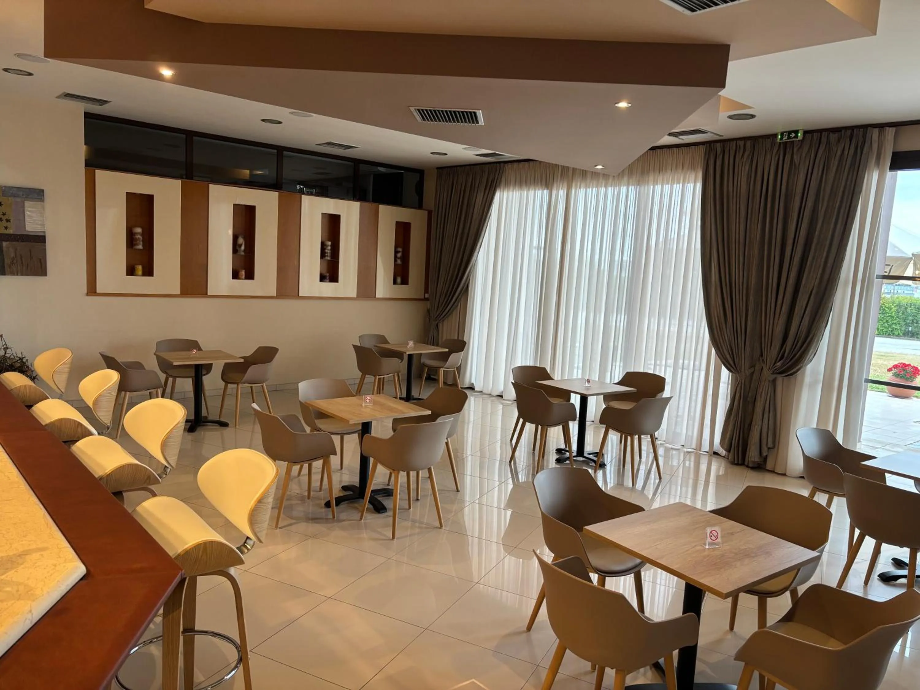 Lounge or bar in Achillio Hotel