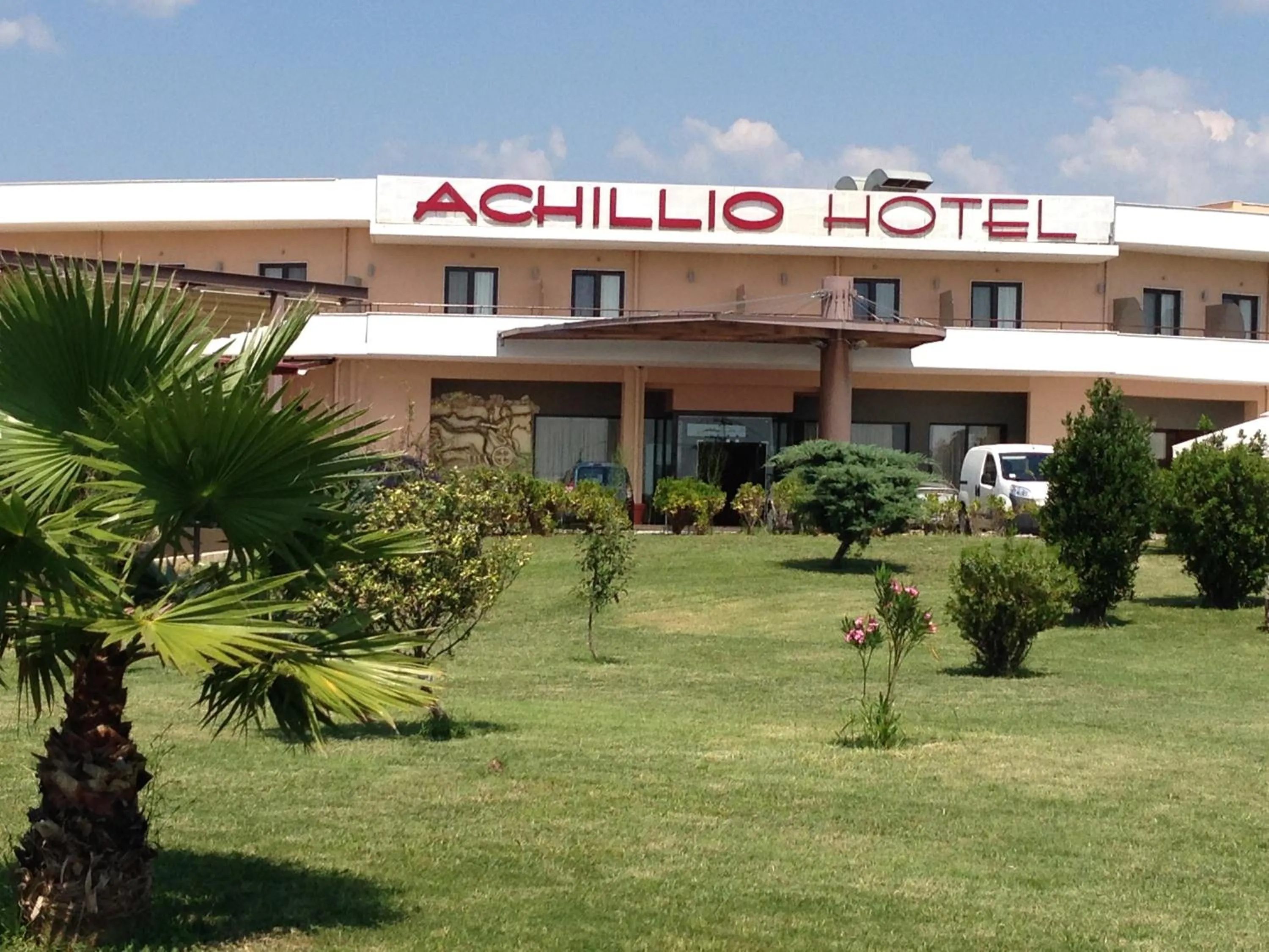 Facade/entrance in Achillio Hotel