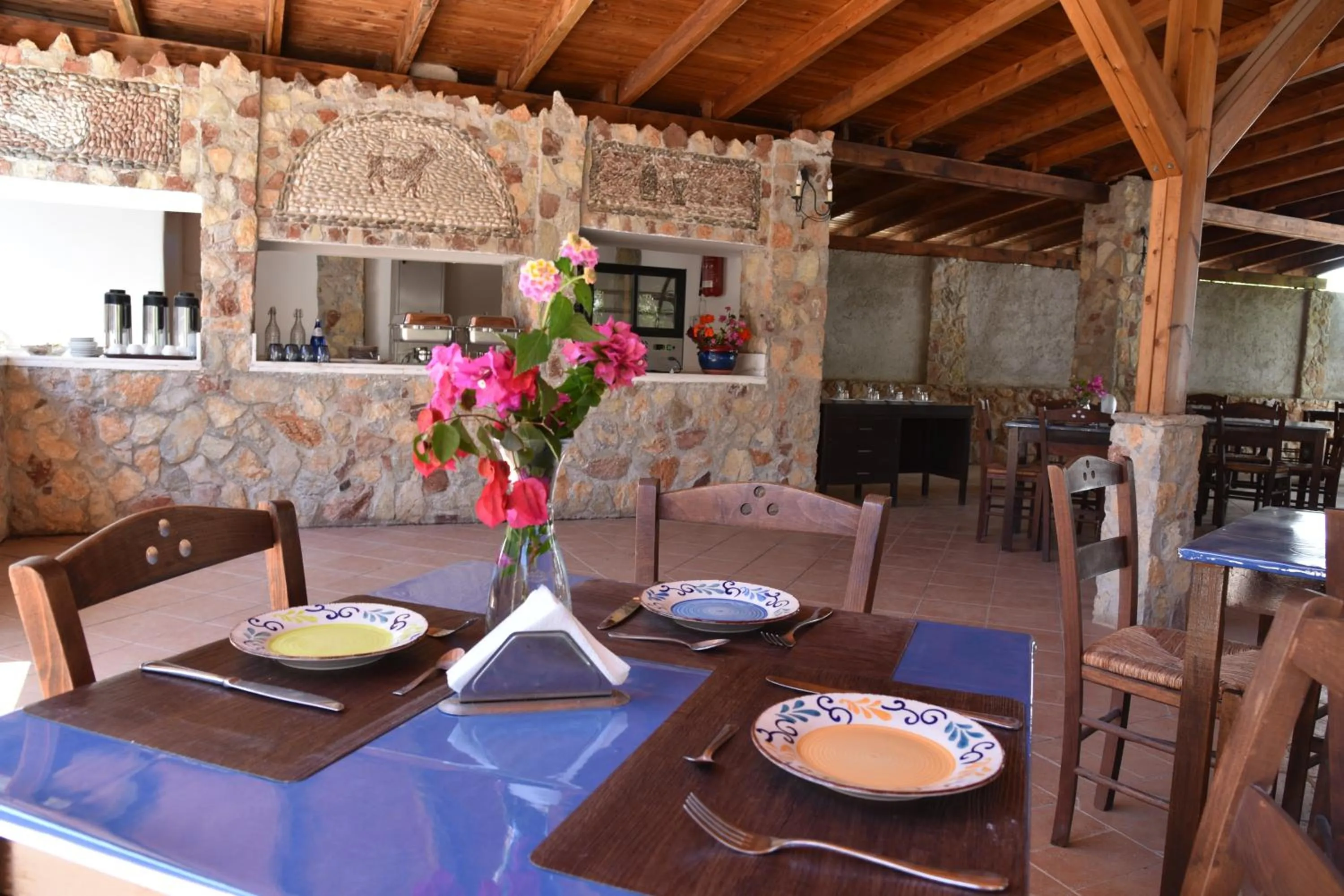 Restaurant/places to eat in Boutique Hotel Tilos Mare