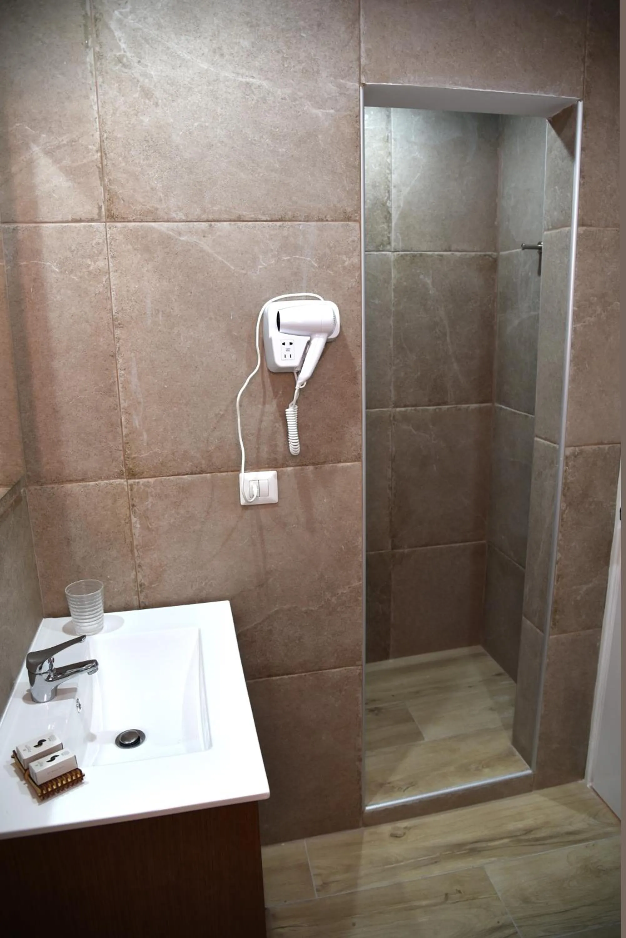 Shower in Boutique Hotel Tilos Mare