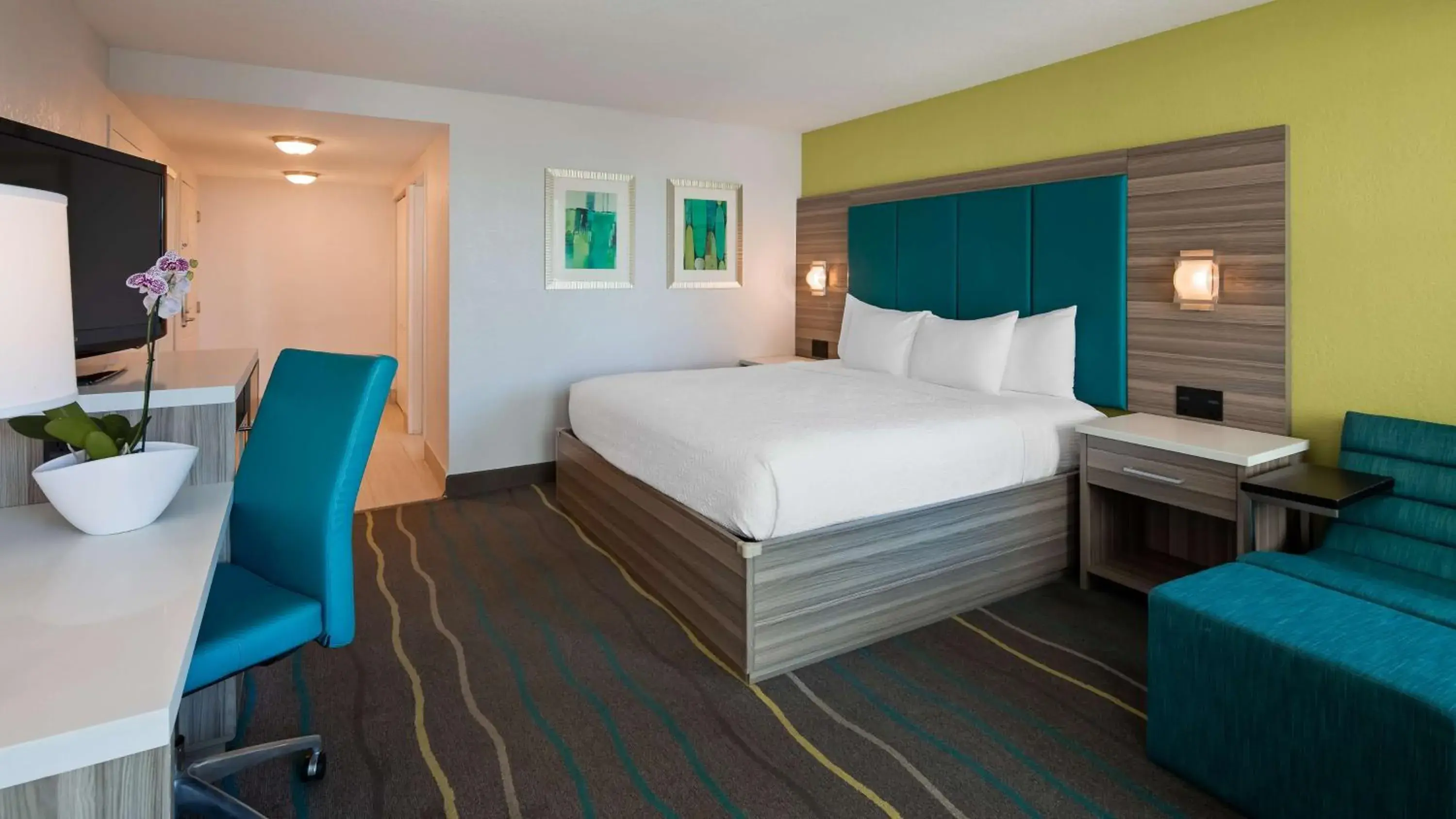 King Room with Roll-in Shower - Disability Access/Non-Smoking in Best Western Plus Oceanside Inn King Room with Roll-in Shower - Disability Access/Non-Smoking in Best Western Plus Oceanside Inn